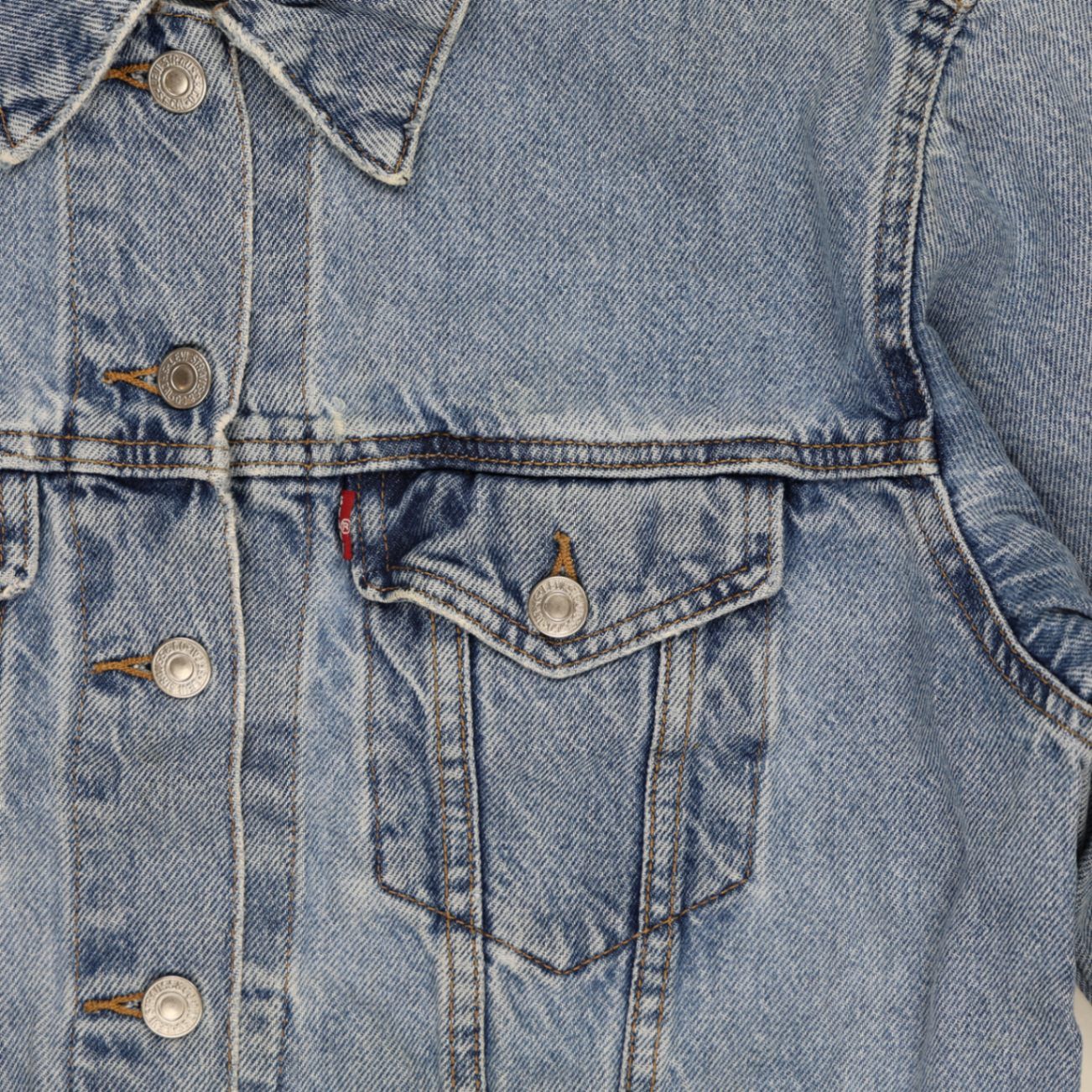 Levi's Vintage Medium Blue Denim Jacket Collared 100 Percent Cotton Size Medium