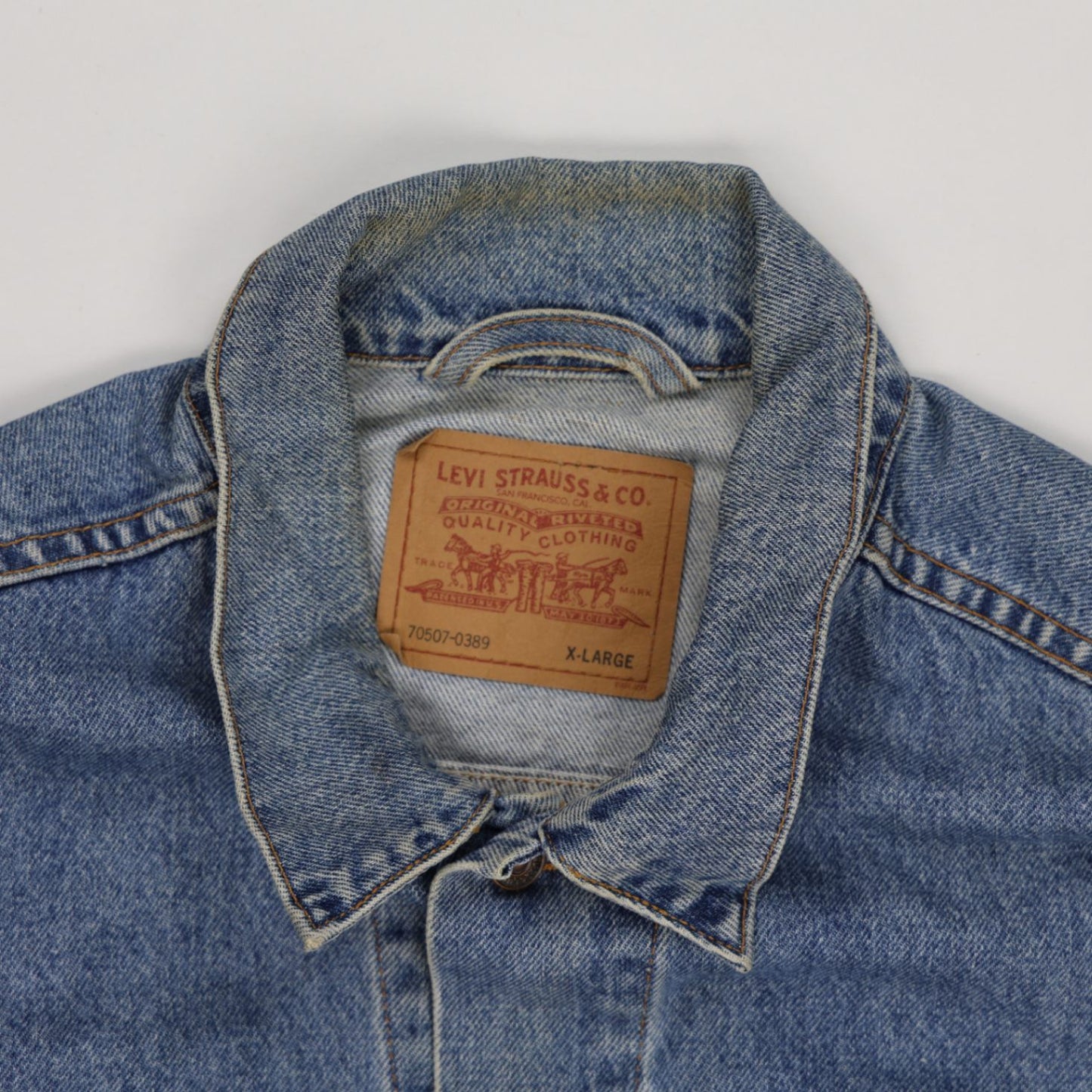 Levi's Vintage Blue Denim Jacket XL Cotton Collared Men's Outerwear