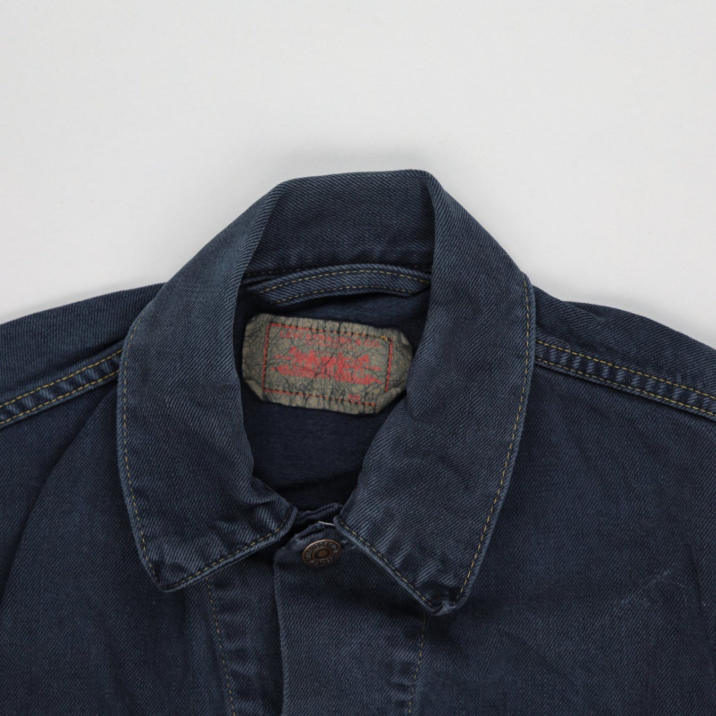 Levi's Men's Vintage Dark Blue Denim Trucker Jacket Medium Cotton