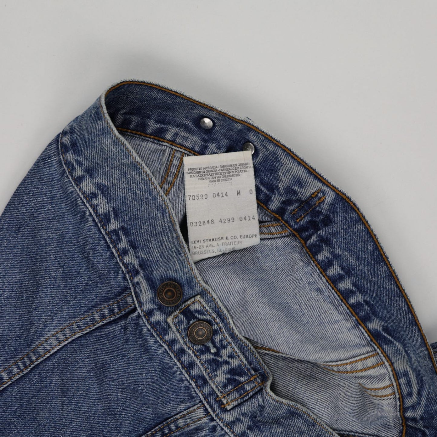Levi's Vintage Blue Denim Jacket Women Medium Classic Western Cotton