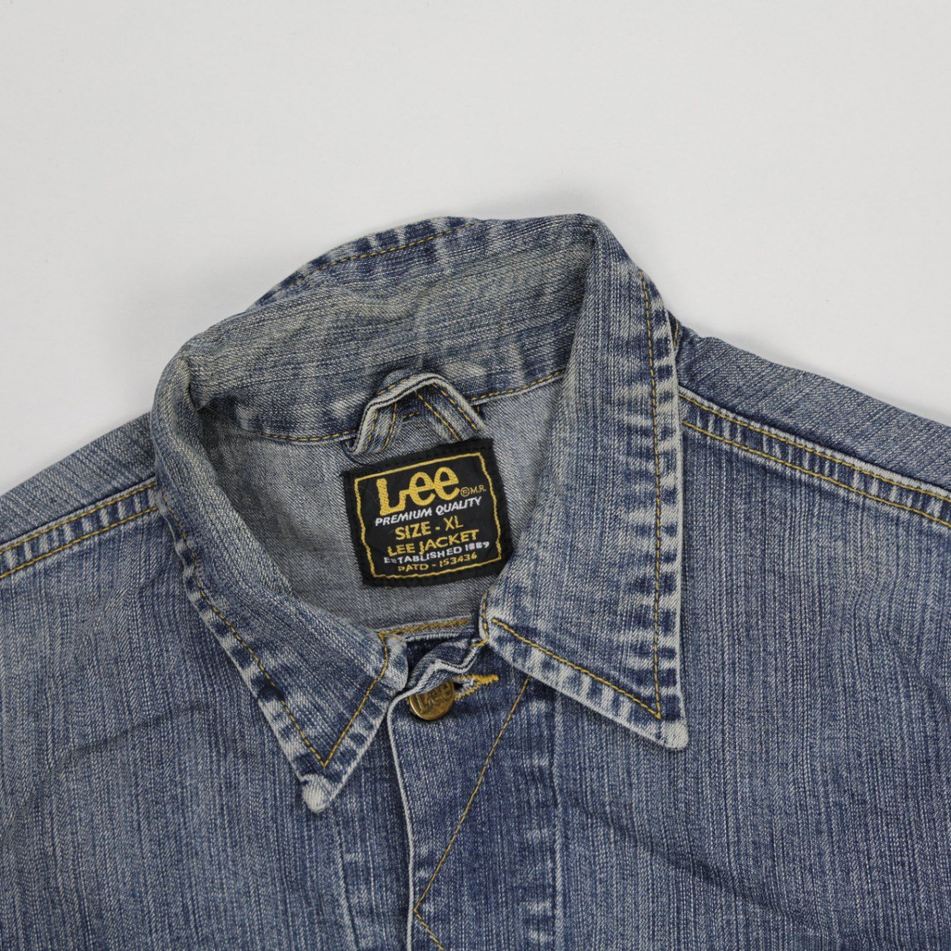 Lee Vintage Blue Denim Jacket XL Cotton Collared Slim Fit