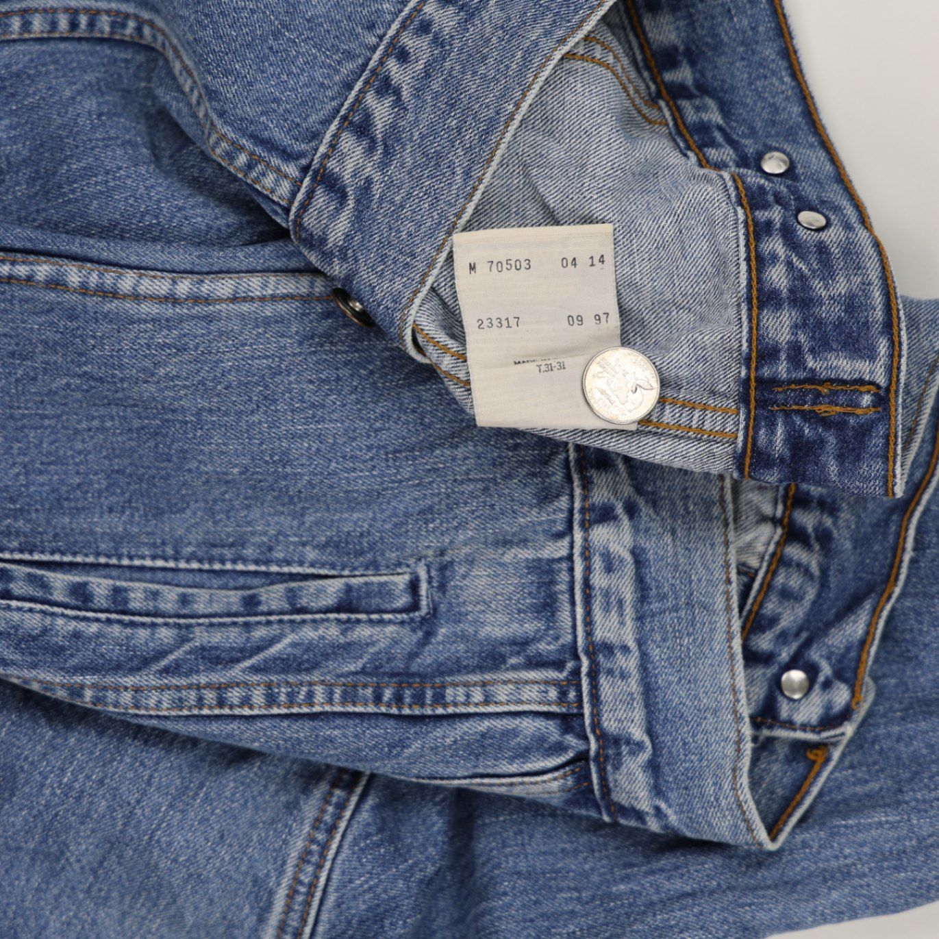Levi Strauss & Co Vintage Medium Blue Trucker Jacket Men's Medium Cotton Denim