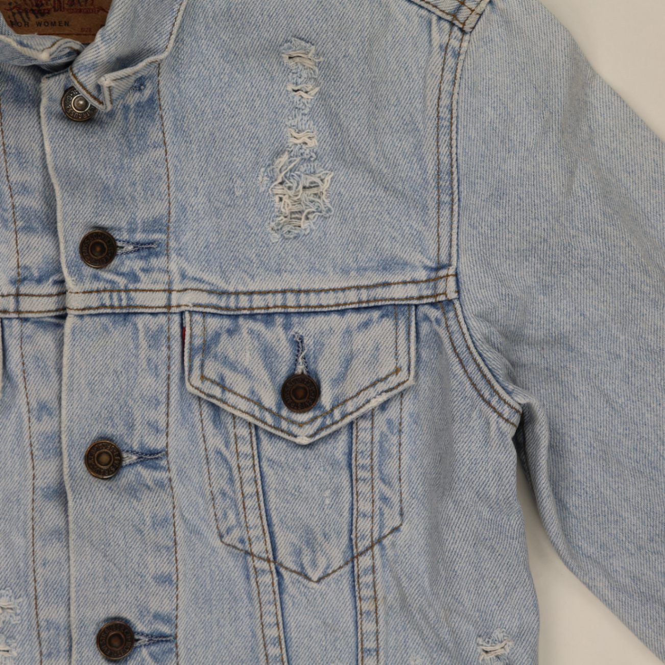 Levi's Women's Vintage Distressed Light Blue Denim Jacket Size S Cotton