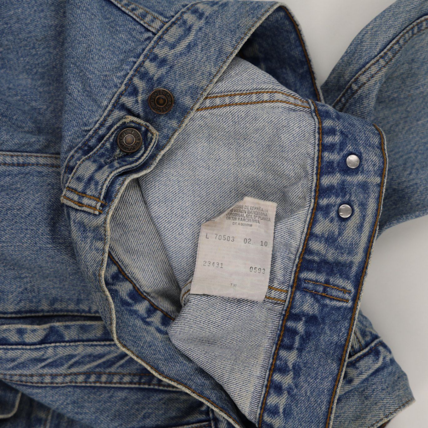 Levi's Vintage Denim Trucker Jacket Light Blue Size Large Cotton