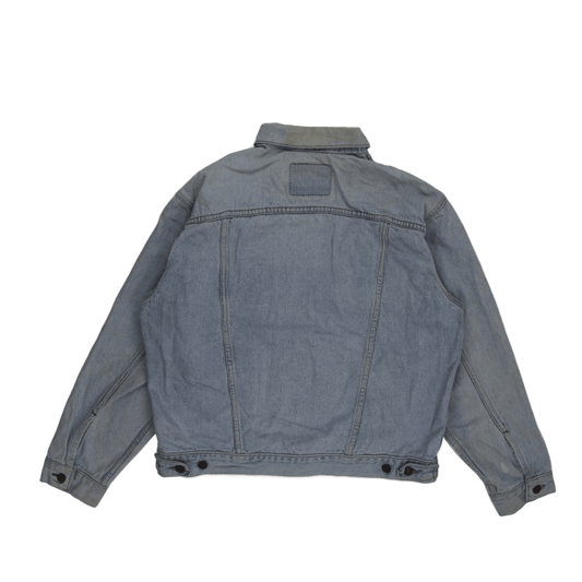 Levi's Vintage Light Blue Denim Trucker Jacket Men's Size M 100% Cotton Classic Fit Collared