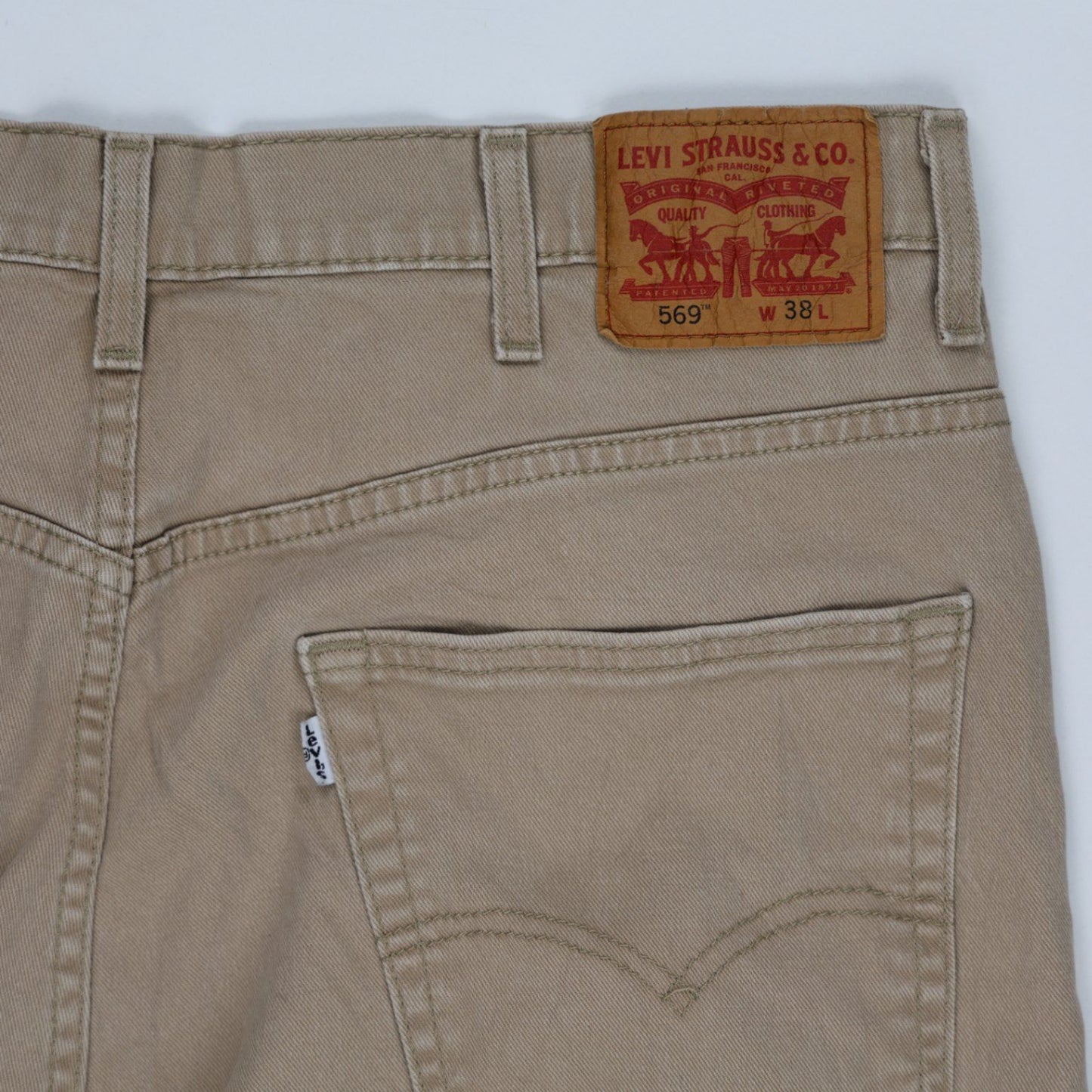 Levi Strauss & Co 569 Loose Fit Chino Shorts Beige Size 38 Cotton Blend