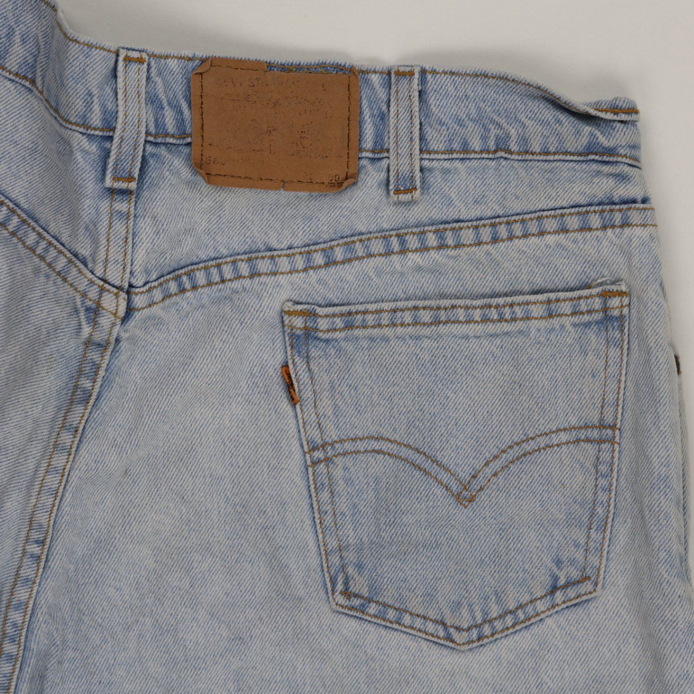 Levi's 550 Light Blue Denim Jean Shorts 33 Husky Casual Cotton Vintage