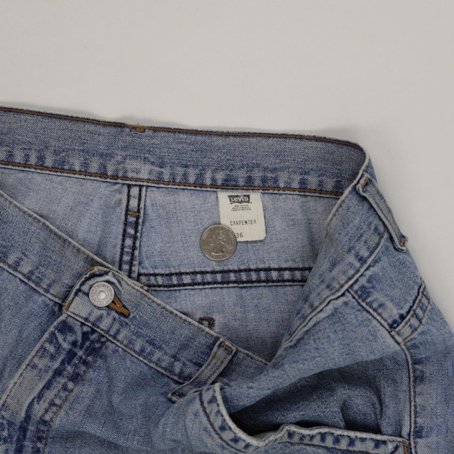 Levi's Carpenter Shorts Light Blue 36in Waist 28cm Inseam Cotton Denim Vintage