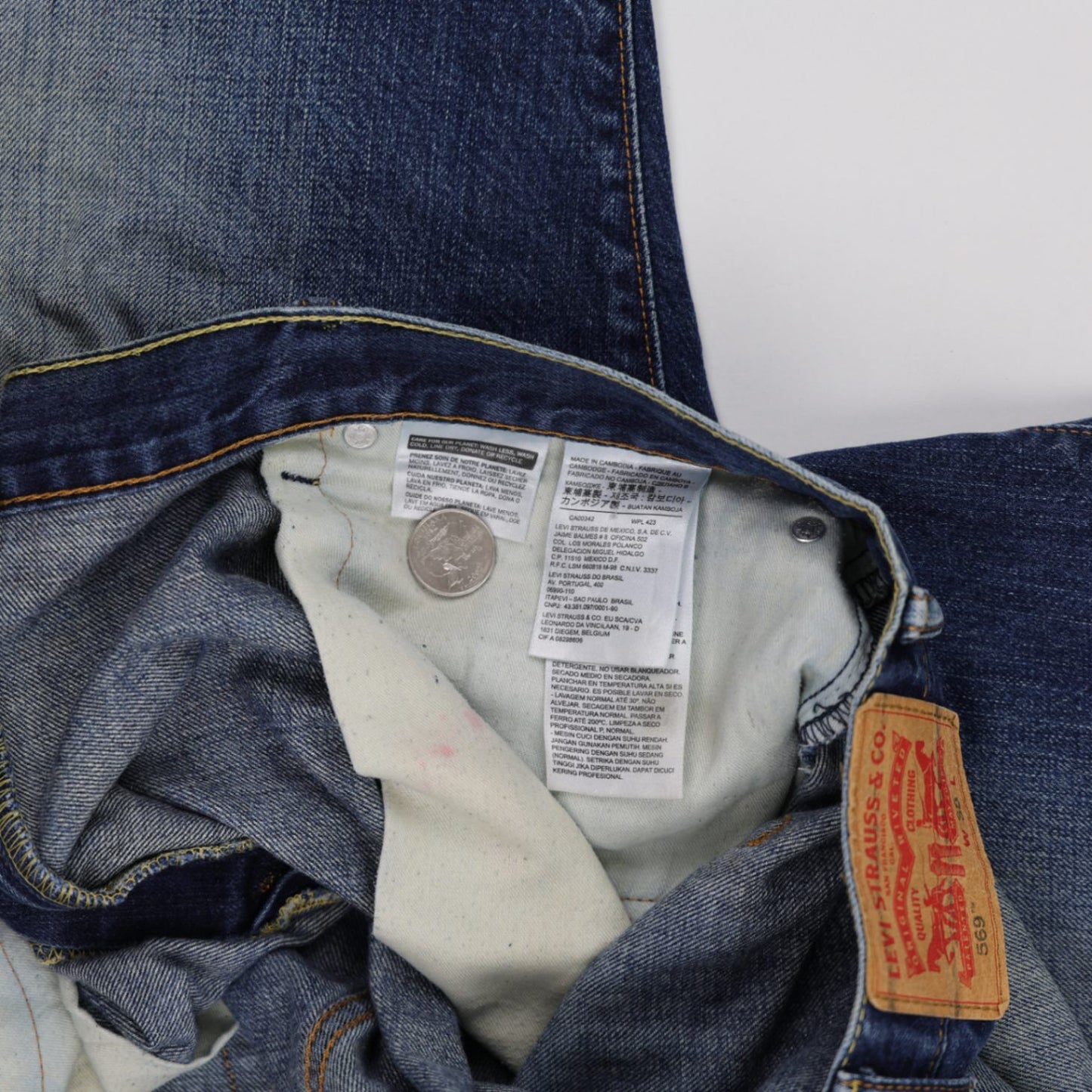 Levi's 569 Loose Fit Blue Denim Shorts W38 Cotton Vintage