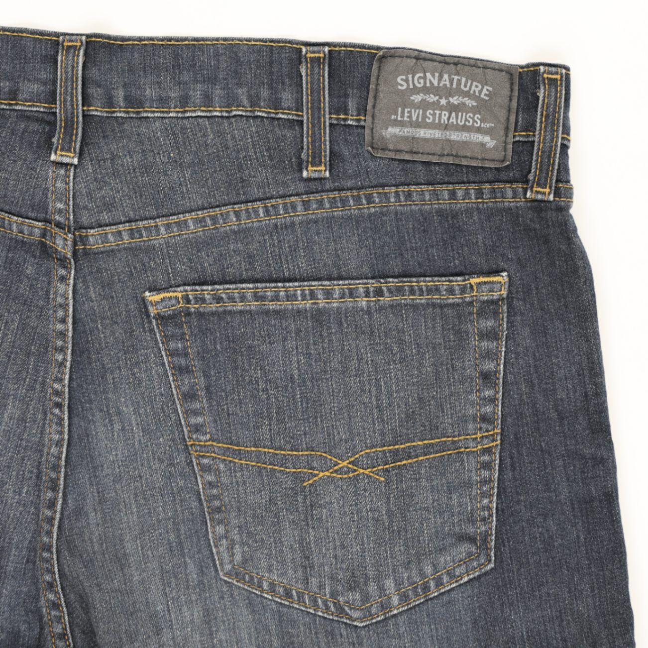 Levi Strauss Signature Athletic Blue Denim Shorts Size 36 79 Cotton 20 Polyester 1 Elastane Casual