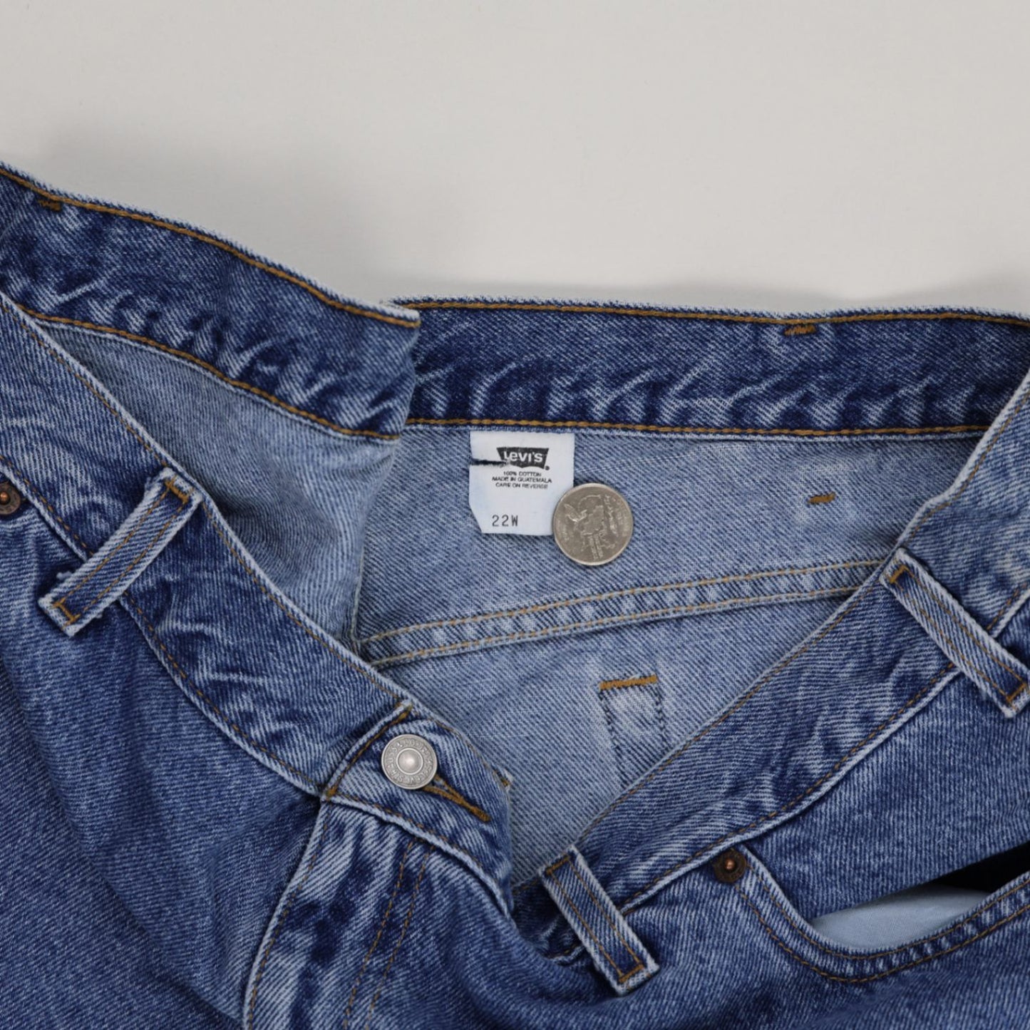 Levi's Womens Vintage High Rise Denim Shorts Blue 22W 100% Cotton