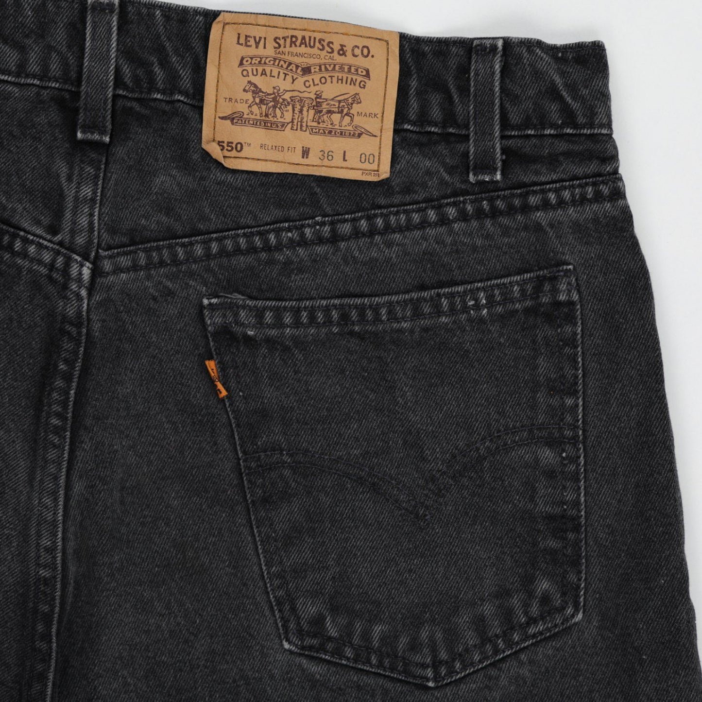 Levi's 550 Vintage Black Denim Shorts 36 Inseam 100 Percent Cotton Mens