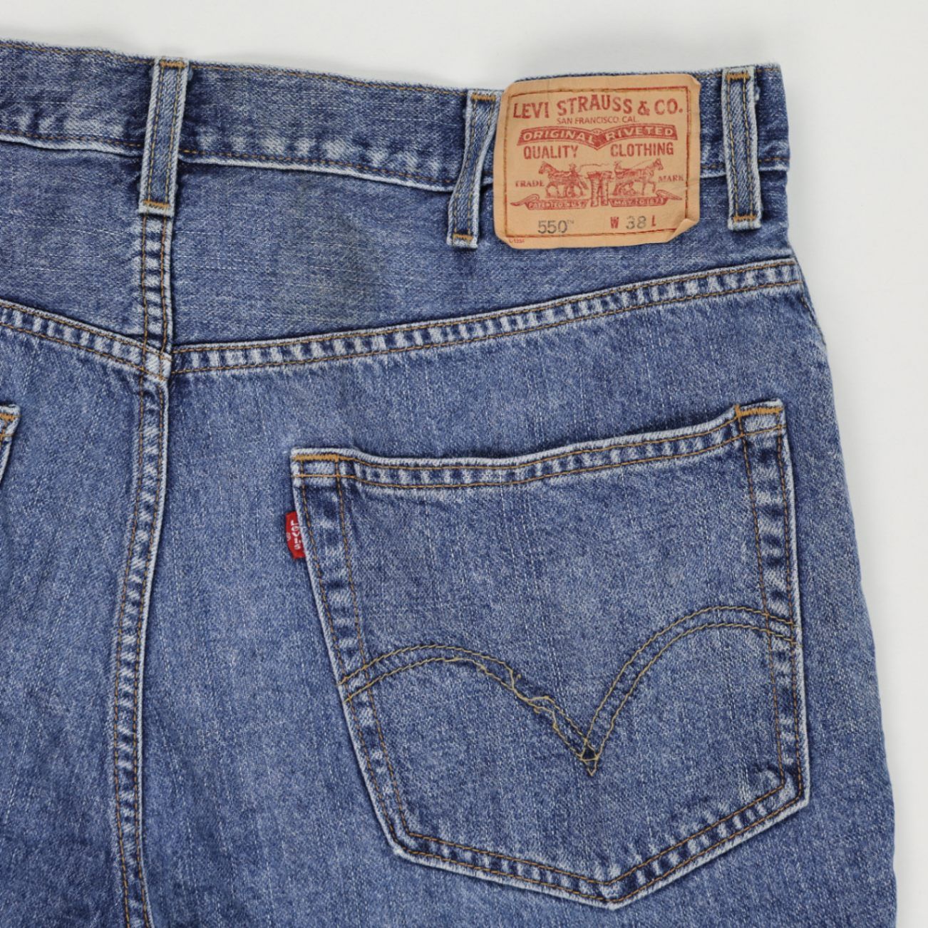 Levi's 550 Men's Relaxed Fit Blue Denim Shorts W38 100% Cotton Vintage