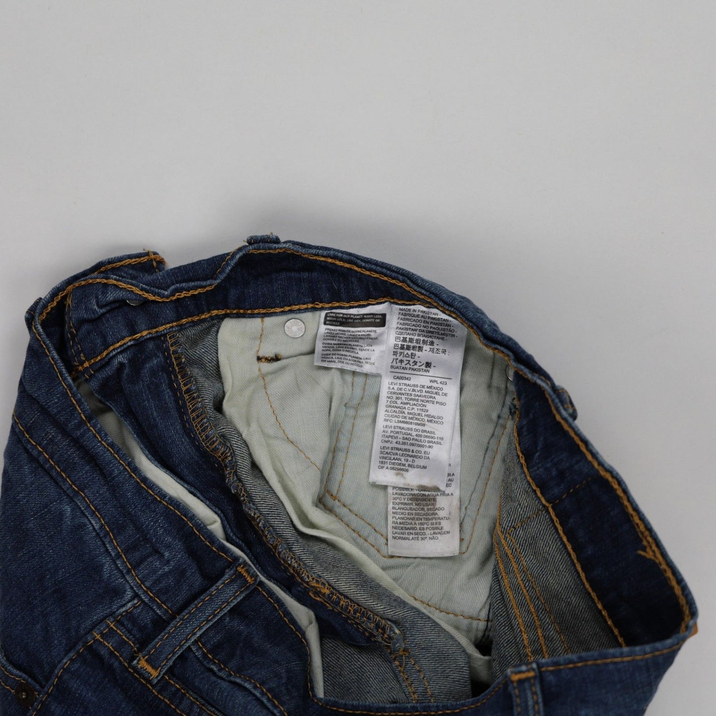 Levi Strauss & Co 505 Cut-Off Shorts Blue Size 30 Denim