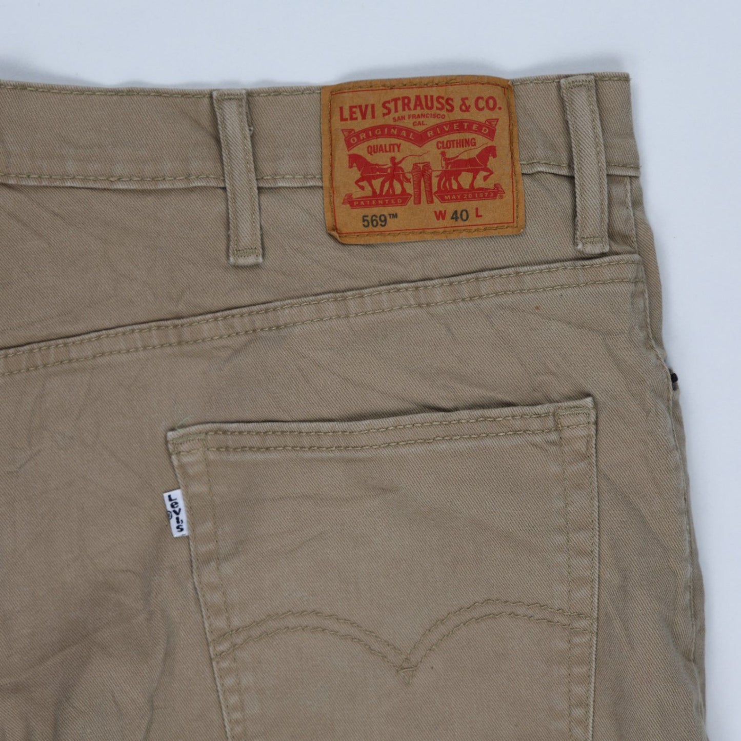 Levi's 569 Loose Fit Cotton Shorts Khaki W40