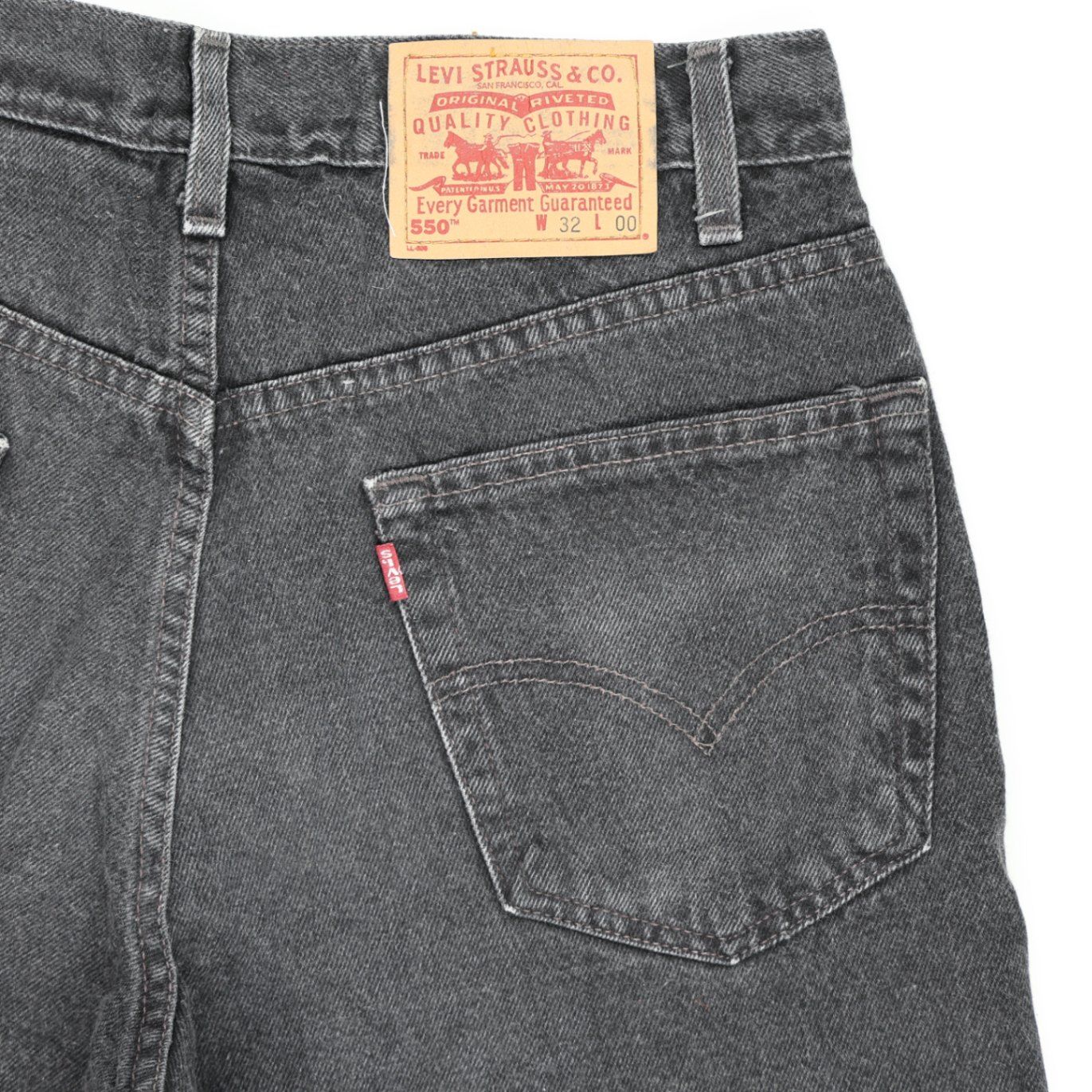 Levi's 550 Relaxed Fit Vintage Black Denim Shorts 32 100 Cotton