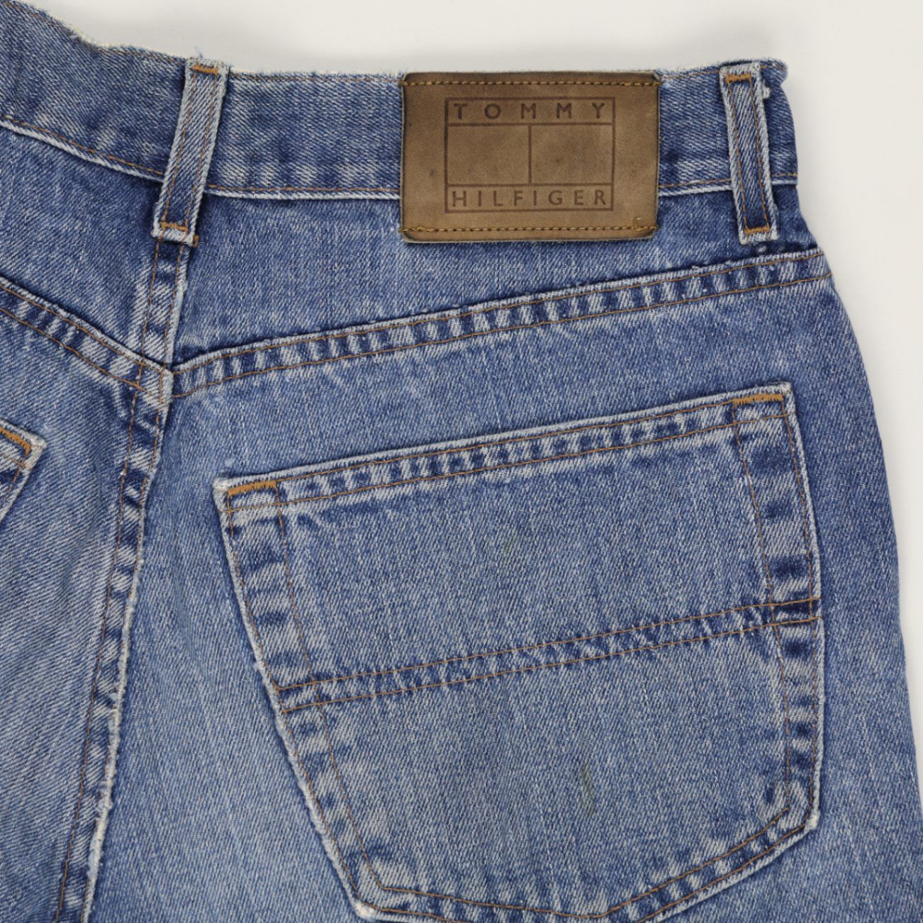 Tommy Hilfiger Vintage Denim Shorts Blue 36W 11 Inch Inseam Cotton Casual