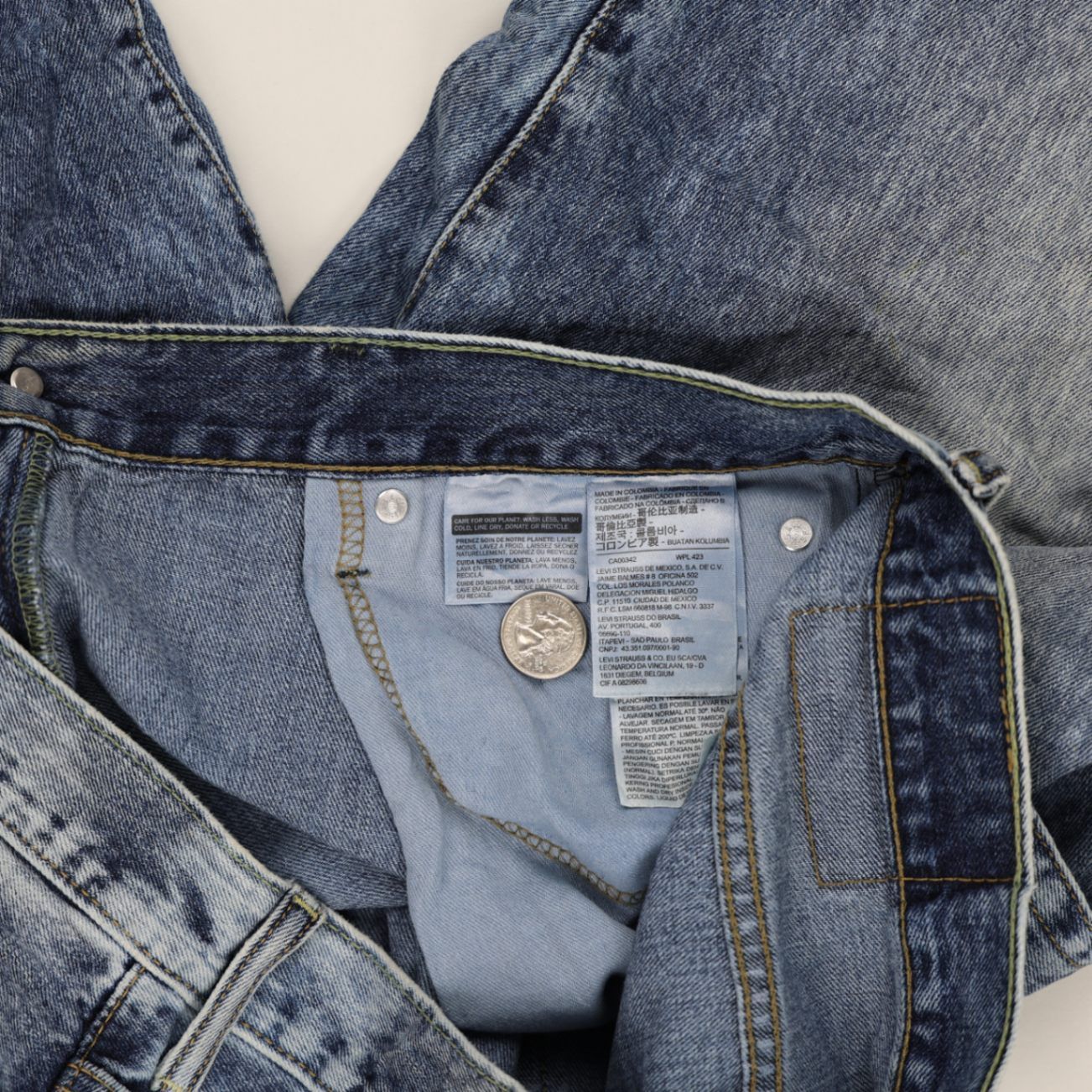 Levi's 569 Men's Relaxed Fit Blue Denim Shorts W34 Cotton Vintage