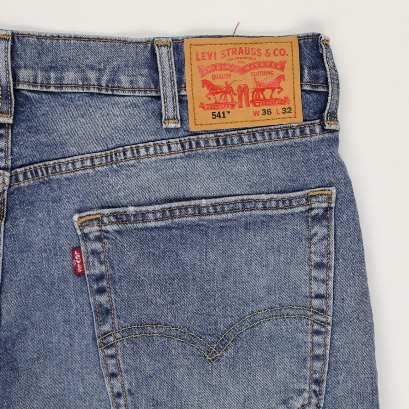 Levi's 541 Vintage Blue Denim Shorts W36 L32 Cotton Distressed Raw Hem
