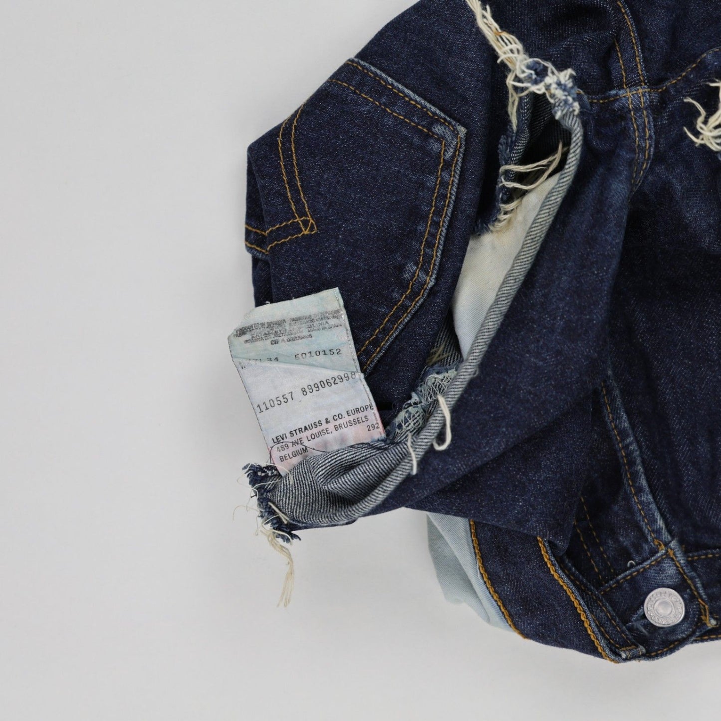 Levi's 501 High-Waisted Cut-Off Denim Shorts Blue W27 L34 100% Cotton