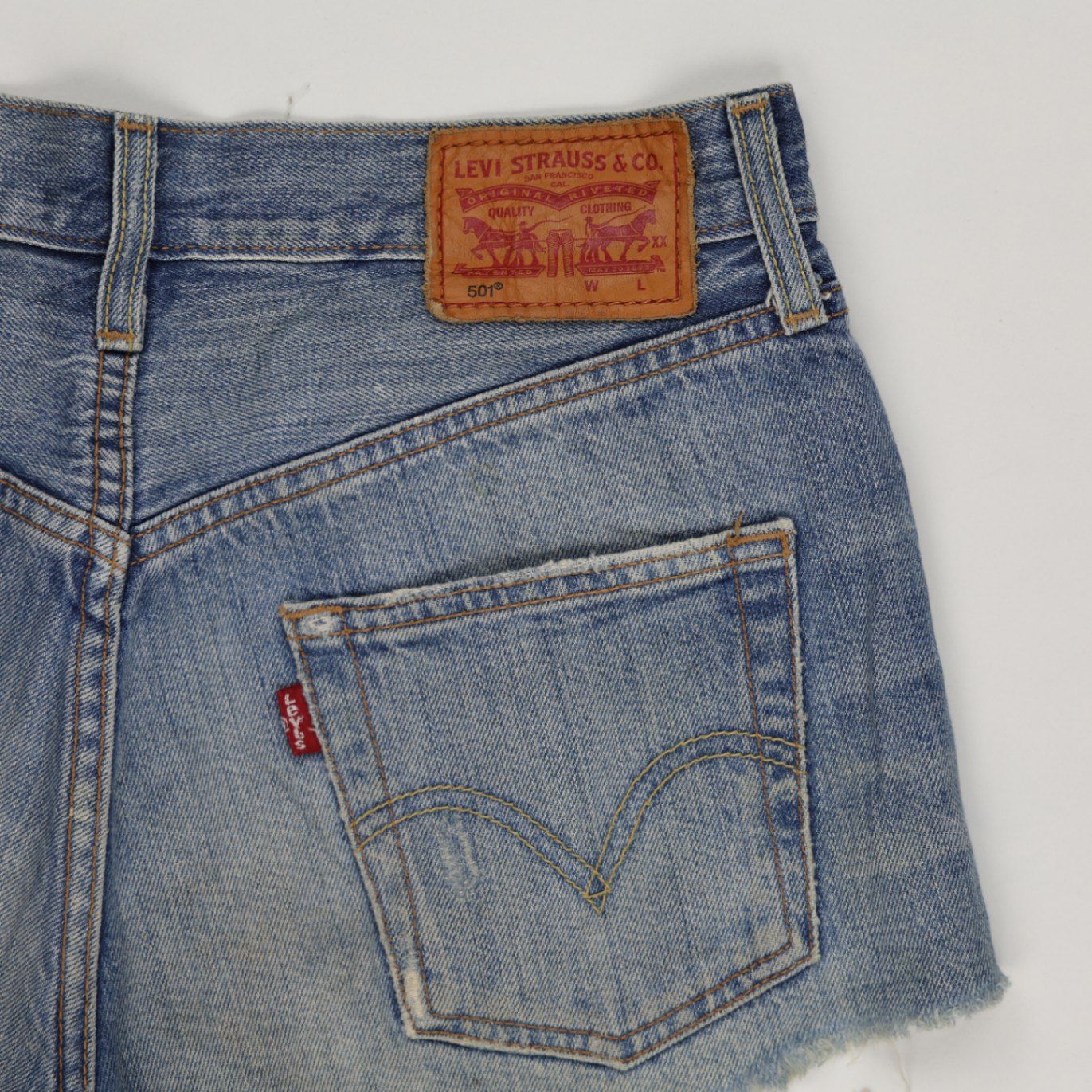 Levi's 501 High-Rise Distressed Denim Shorts Vintage Blue W31 100% Cotton