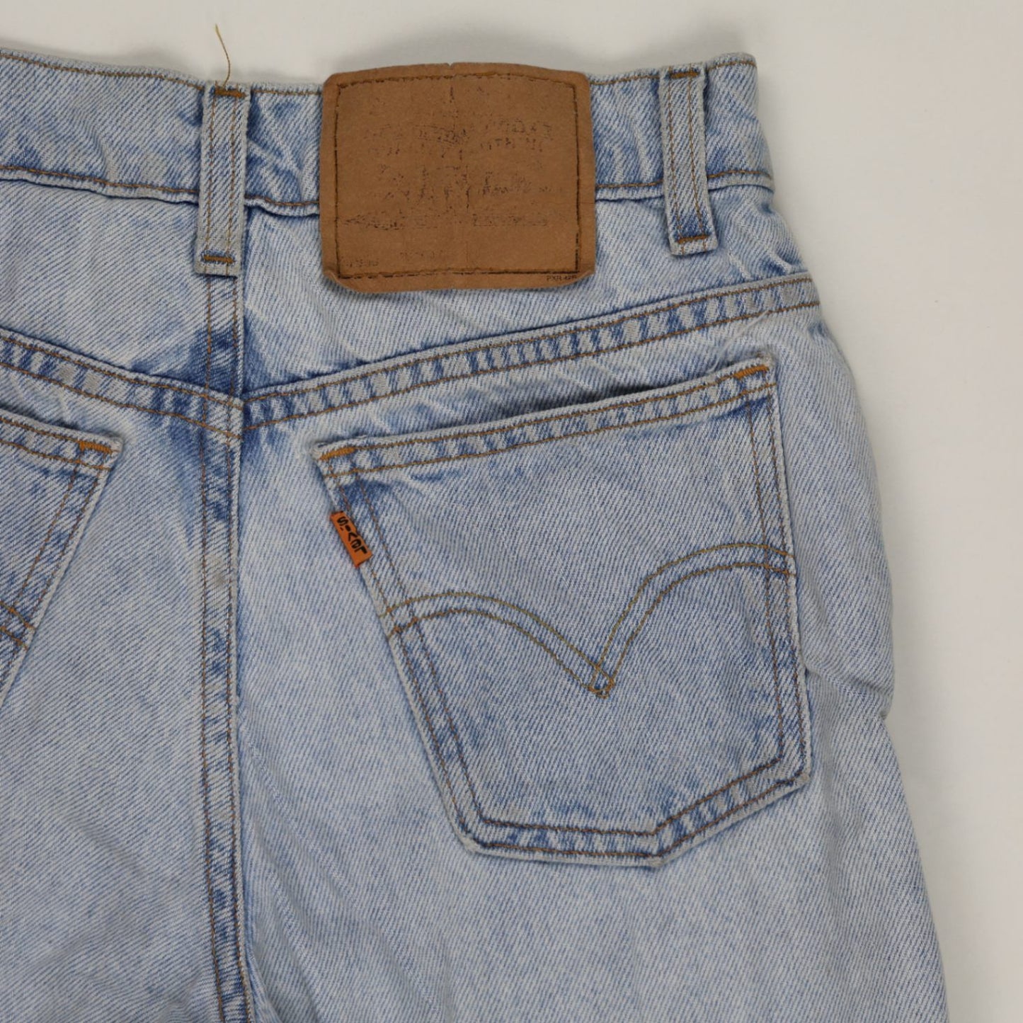 Levi's Vintage Light Blue Denim Shorts W34 9 Inch Inseam Cotton