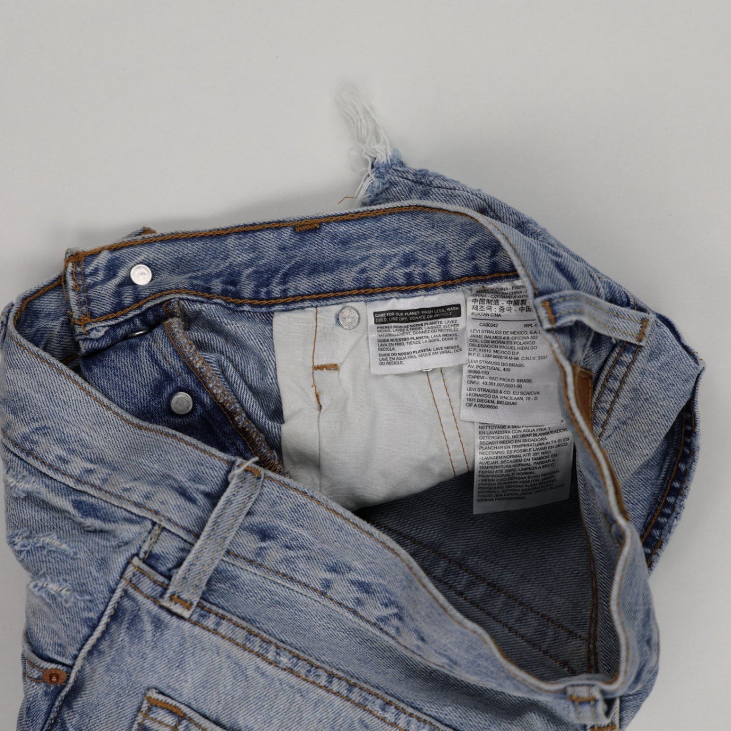 Levi's Vintage Light Blue Denim Shorts W27 100% Cotton Distressed