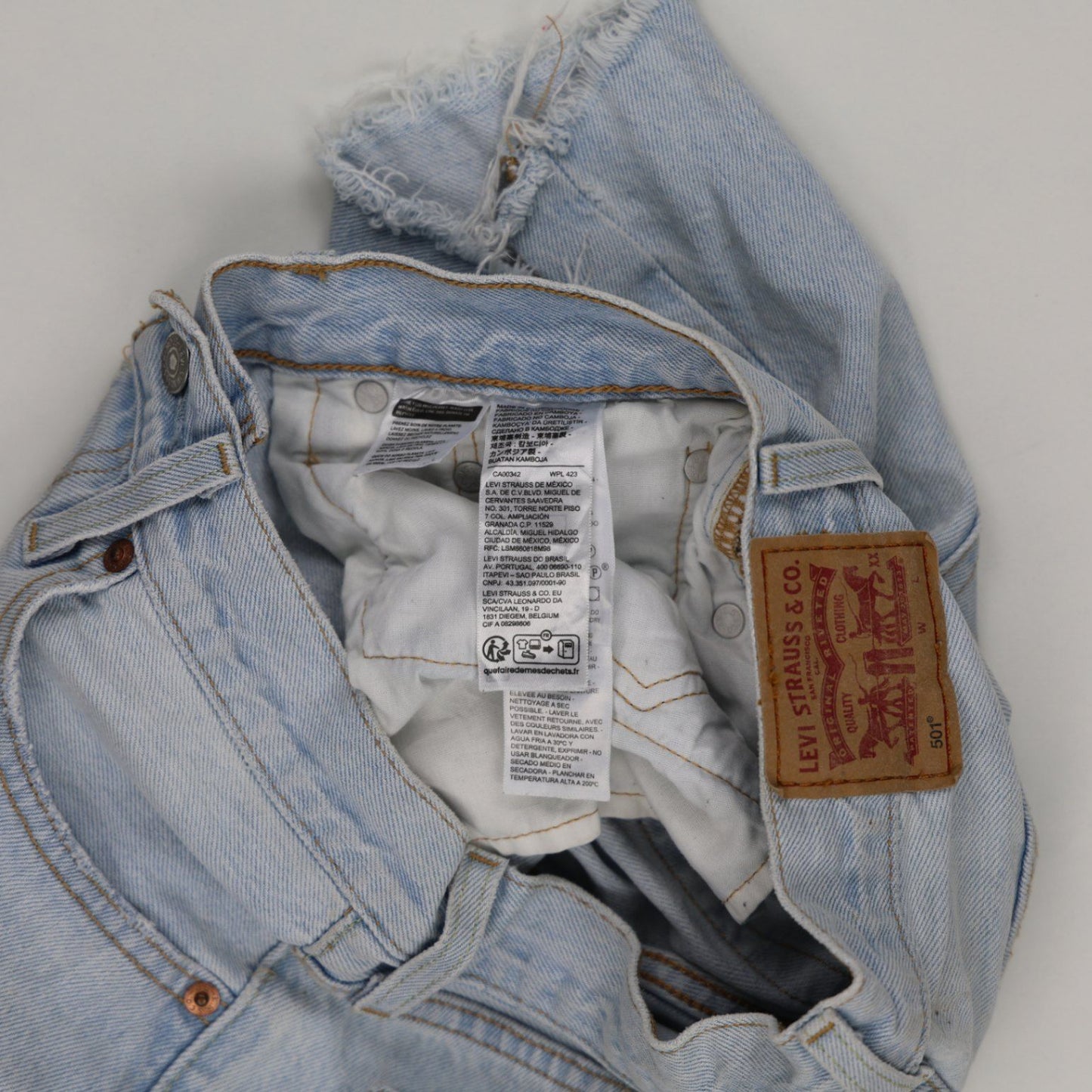 Levi's 501 Vintage Light Blue Denim Shorts Women's W30 100% Cotton 9 Inch Inseam