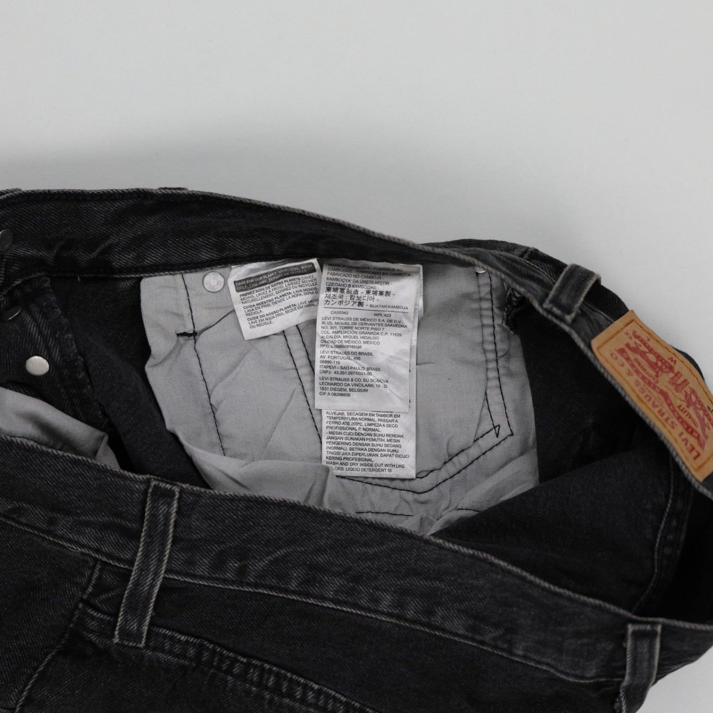Levi's 501 Black Denim Shorts W31 Vintage High-Waisted Frayed Hem Cotton