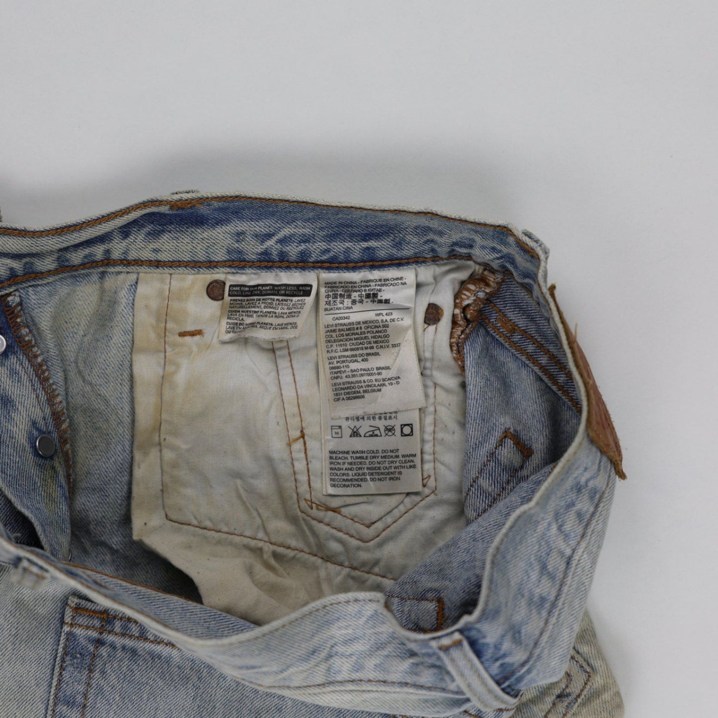 Levi's 501 Vintage Floral Embroidered Distressed Denim Shorts Light Blue W32 100 Cotton