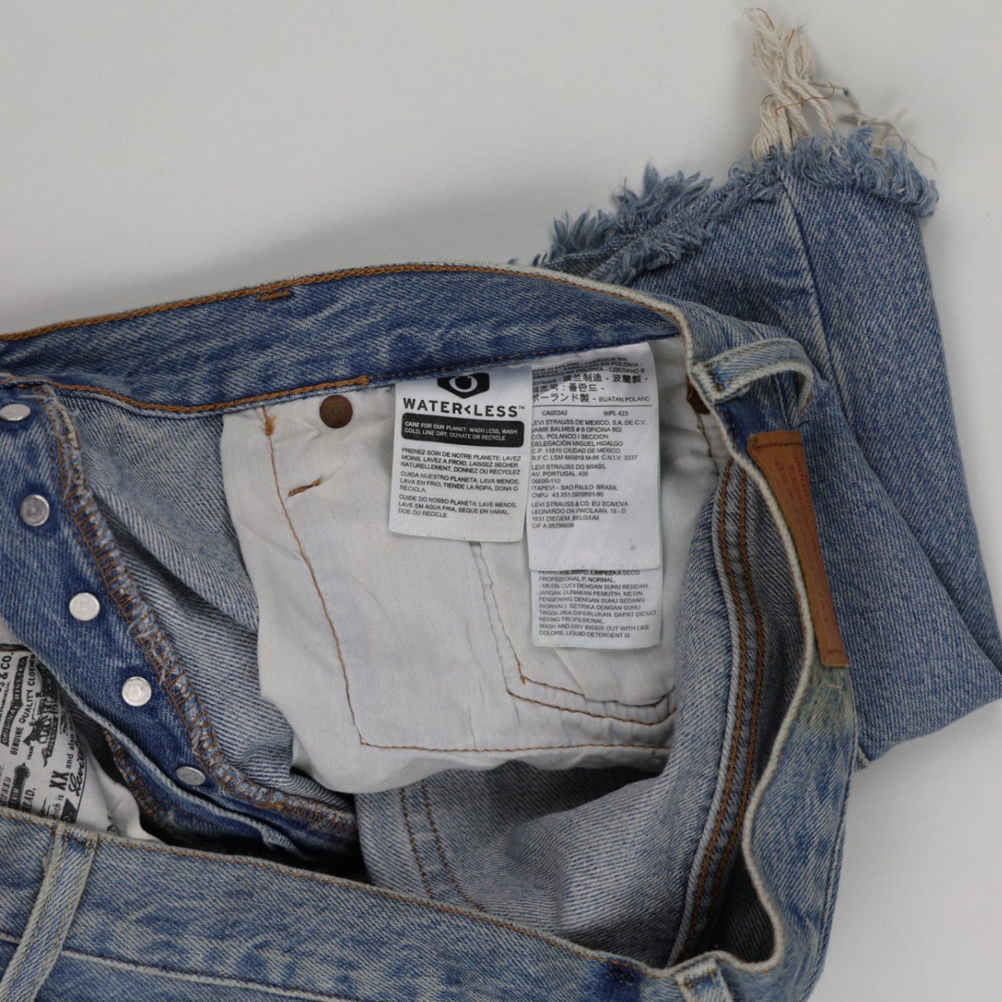 Levi's 501 Women's Vintage High Waisted Denim Shorts Blue W31 100% Cotton