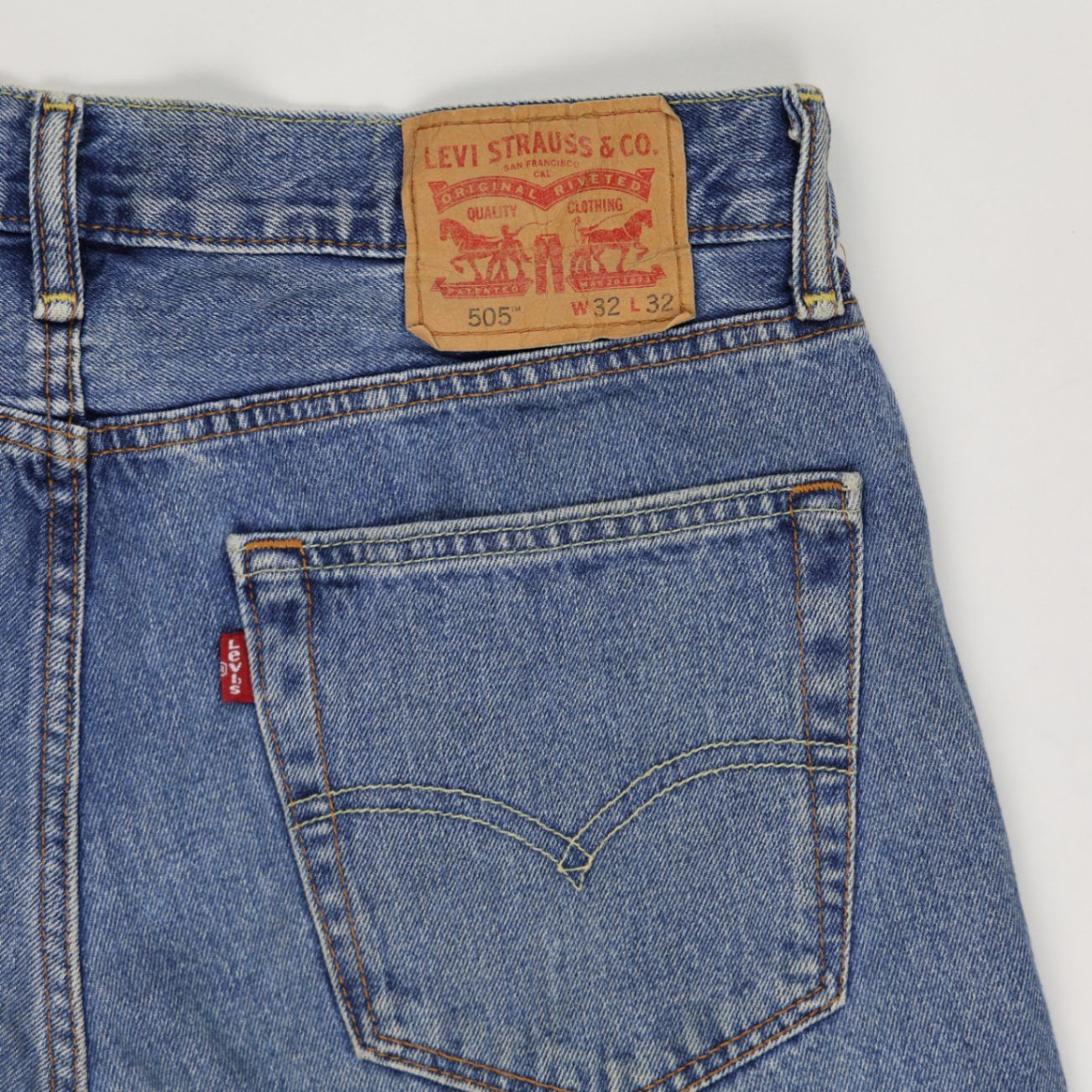 Levi's 505 Women's High Waisted Distressed Denim Shorts Blue W32 L32 Cotton Vintage