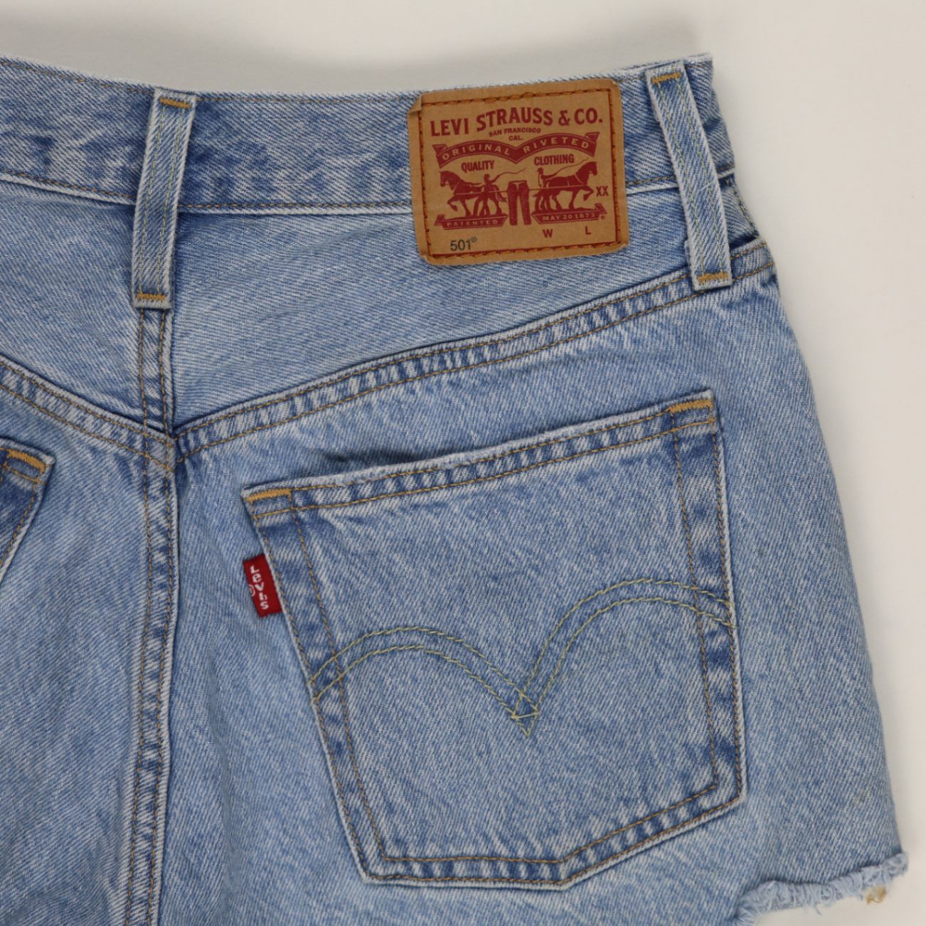Levi's 501 Original High-Rise Denim Cut-Off Shorts Light Blue W28 100% Cotton Vintage