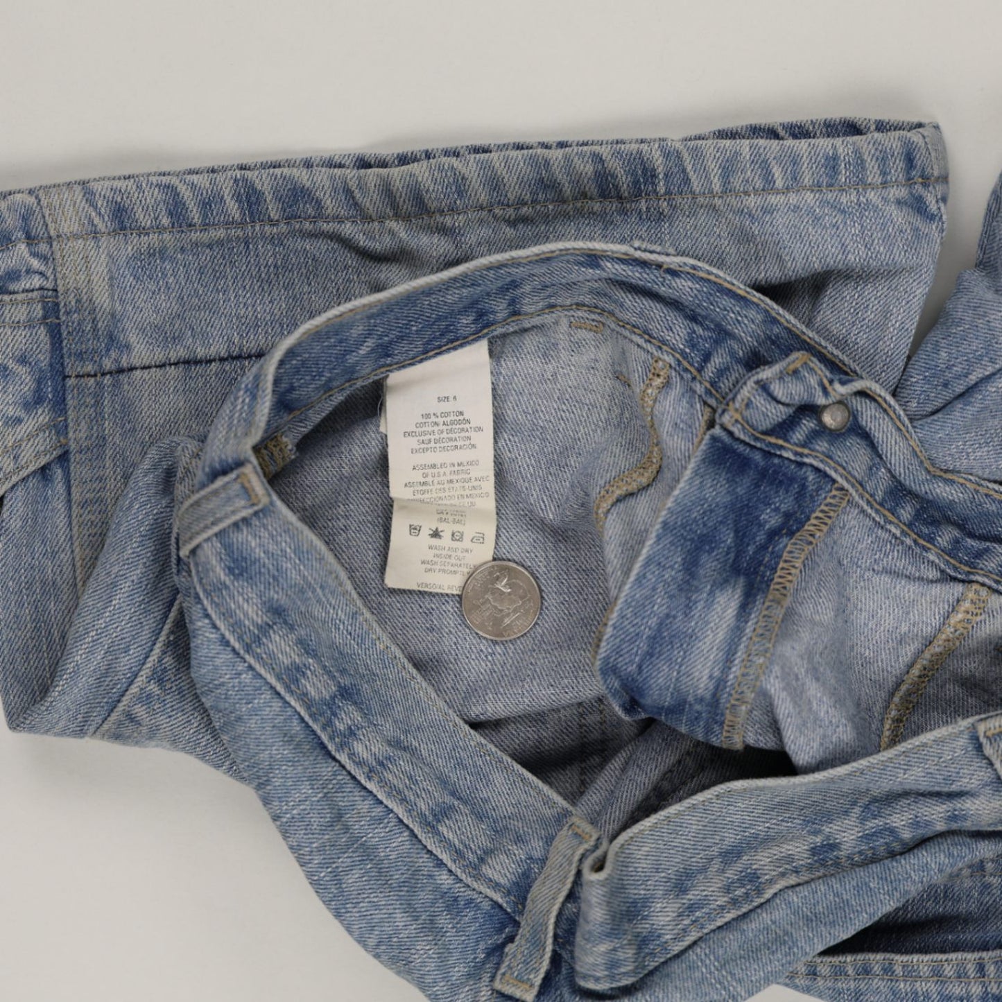 Tommy Hilfiger Women's Denim Shorts Blue Size 8 Waist 30 Inches 100% Cotton