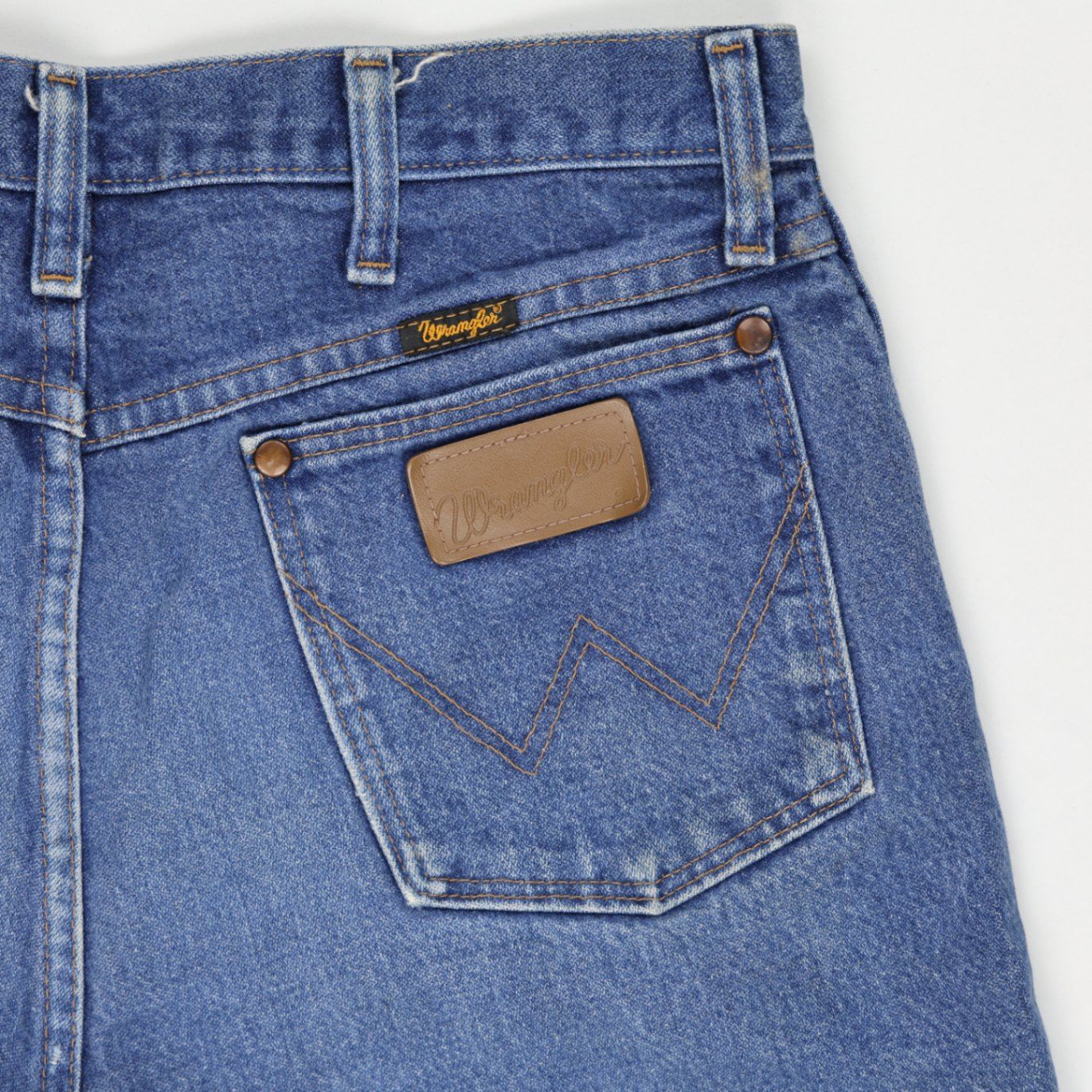 Wrangler Vintage Frayed Hem Blue Denim Shorts W32 100 Percent Cotton Womens