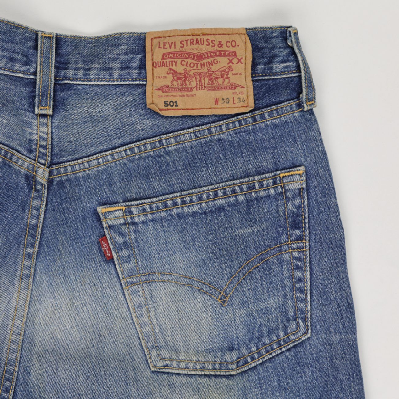 Levi's 501 Women's Vintage Blue Denim Shorts W30 L34 Cotton Frayed Hem