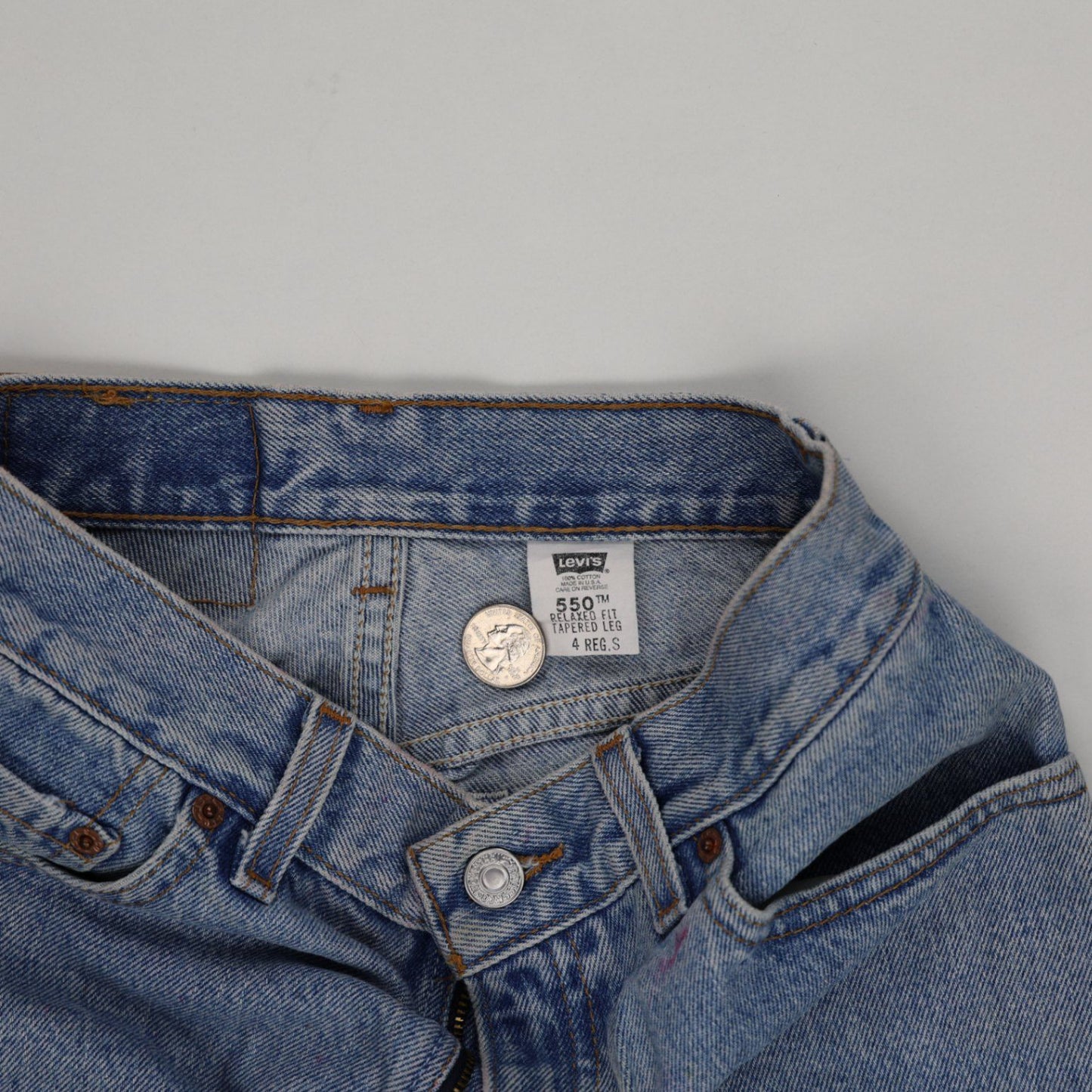 Levi's 550 High Rise Distressed Denim Shorts Light Blue Size 4 S Cotton Denim