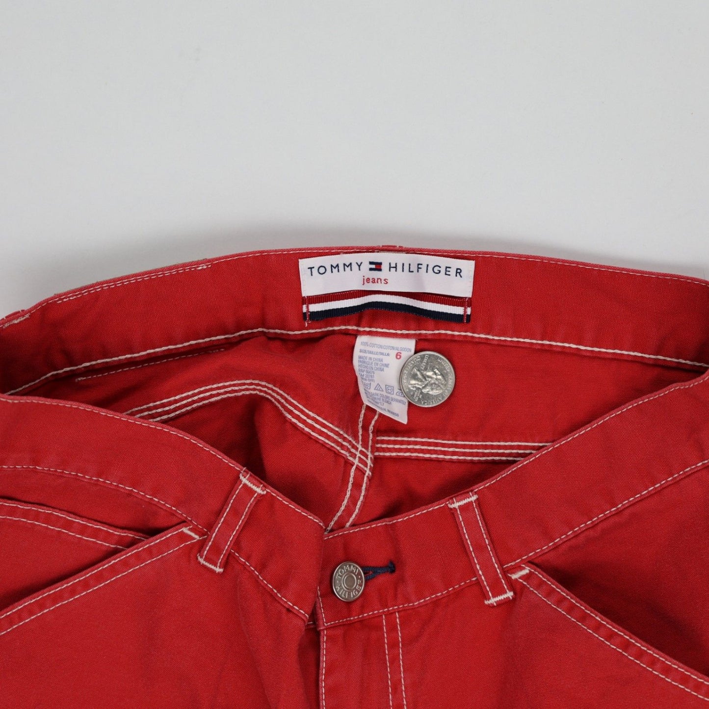 Tommy Hilfiger Red Cargo Shorts Women Size 6 100 Percent Cotton 4 Inch Inseam