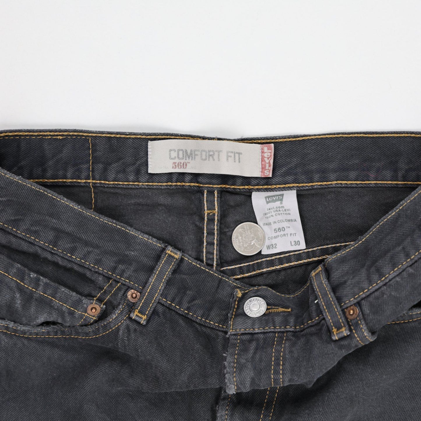 Levi's 560 Comfort Fit Black Denim Cut-Off Shorts W32 Vintage Distressed Style