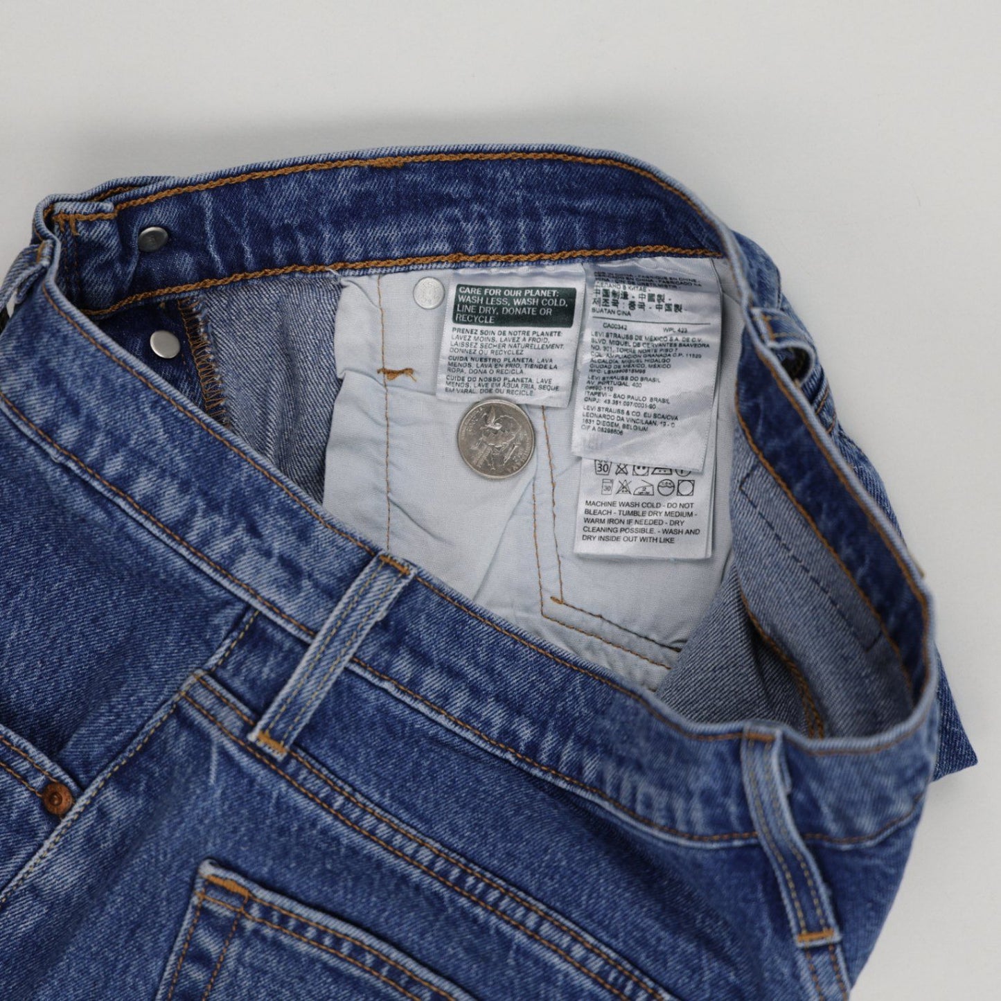 Levi's 501 High Rise Blue Denim Cut Off Shorts Distressed Frayed Hem Womens
