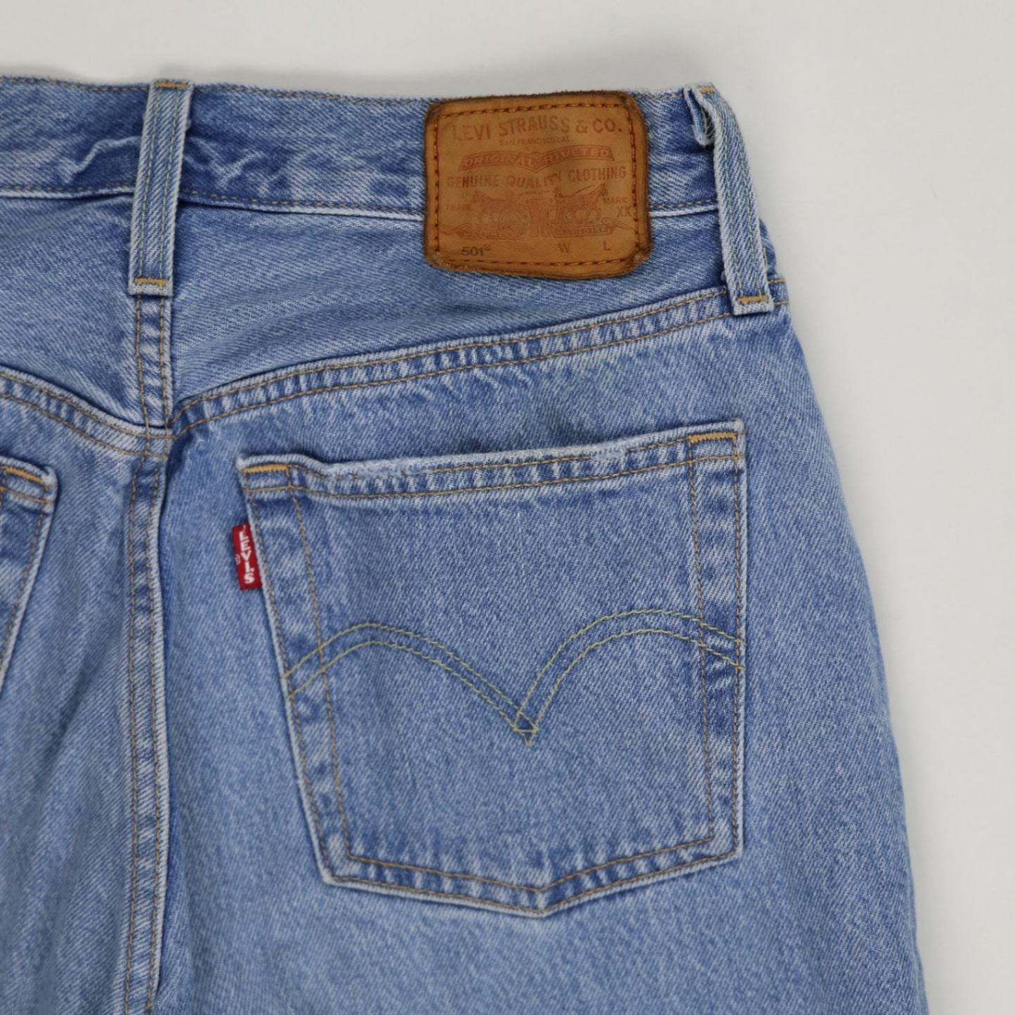 Levi's 501 High-Waist Distressed Denim Shorts Vintage Style Blue W30 L