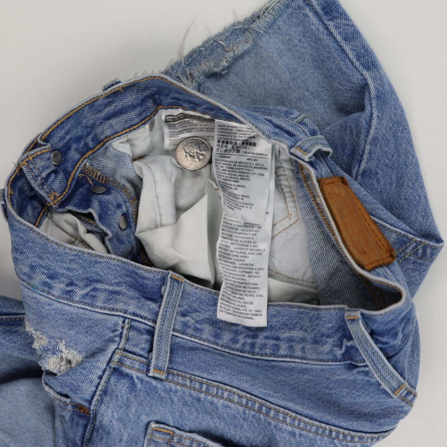 Levi's 501 High-Waist Distressed Denim Shorts Vintage Style Blue W30 L