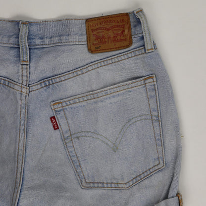 Levi’s 501 Light Wash Distressed Denim Shorts – Vintage Style Women’s Summer Essential High Waist