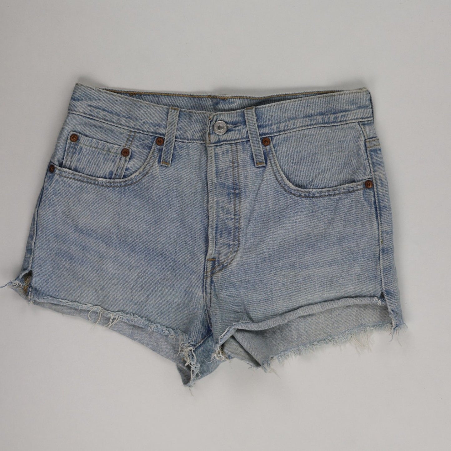 Levi's 501 Vintage Light Blue Denim High Waisted Cut Off Shorts Womens 28W Classic Summer