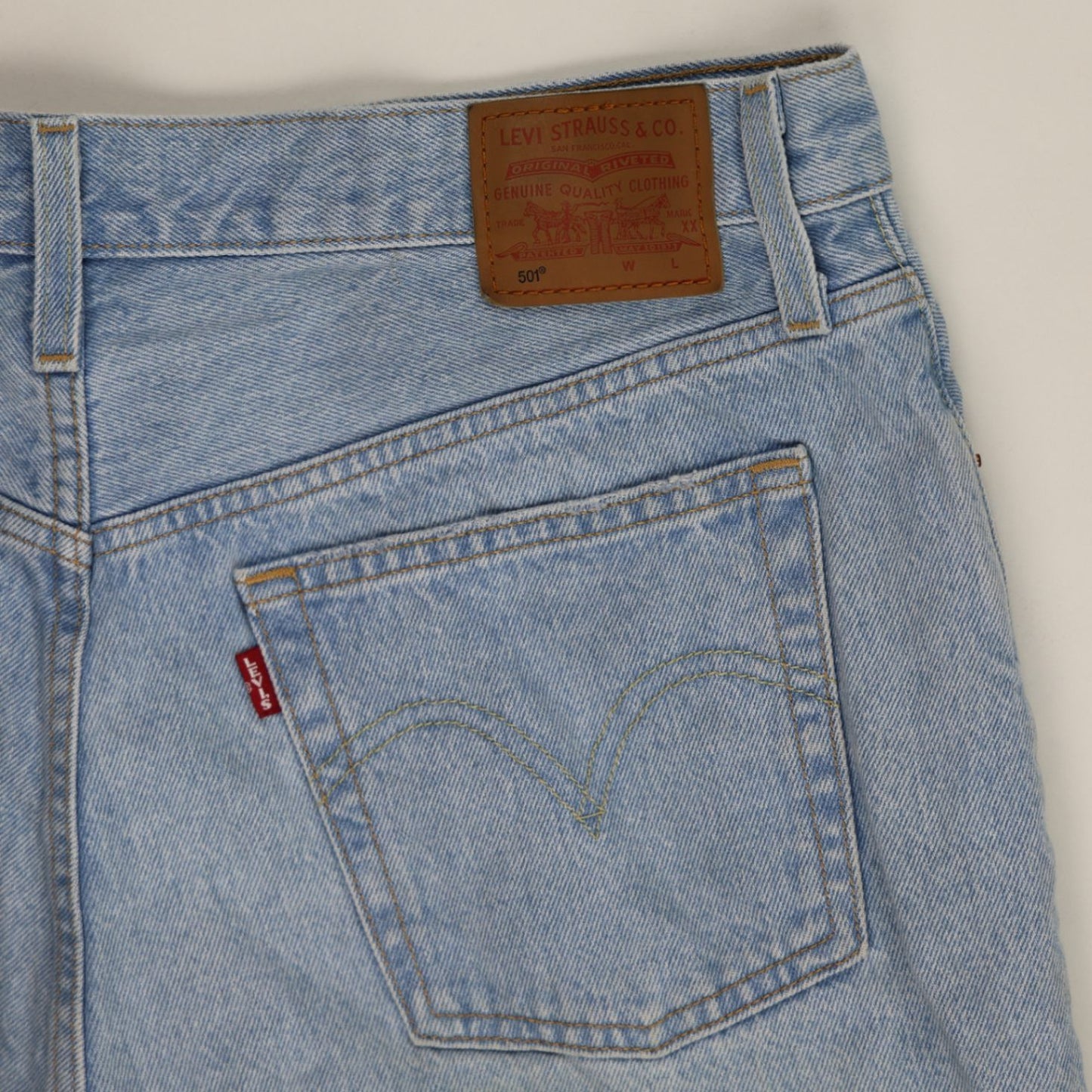 Levi's 501 High-Waisted Distressed Denim Shorts Light Blue W28 100% Cotton Vintage