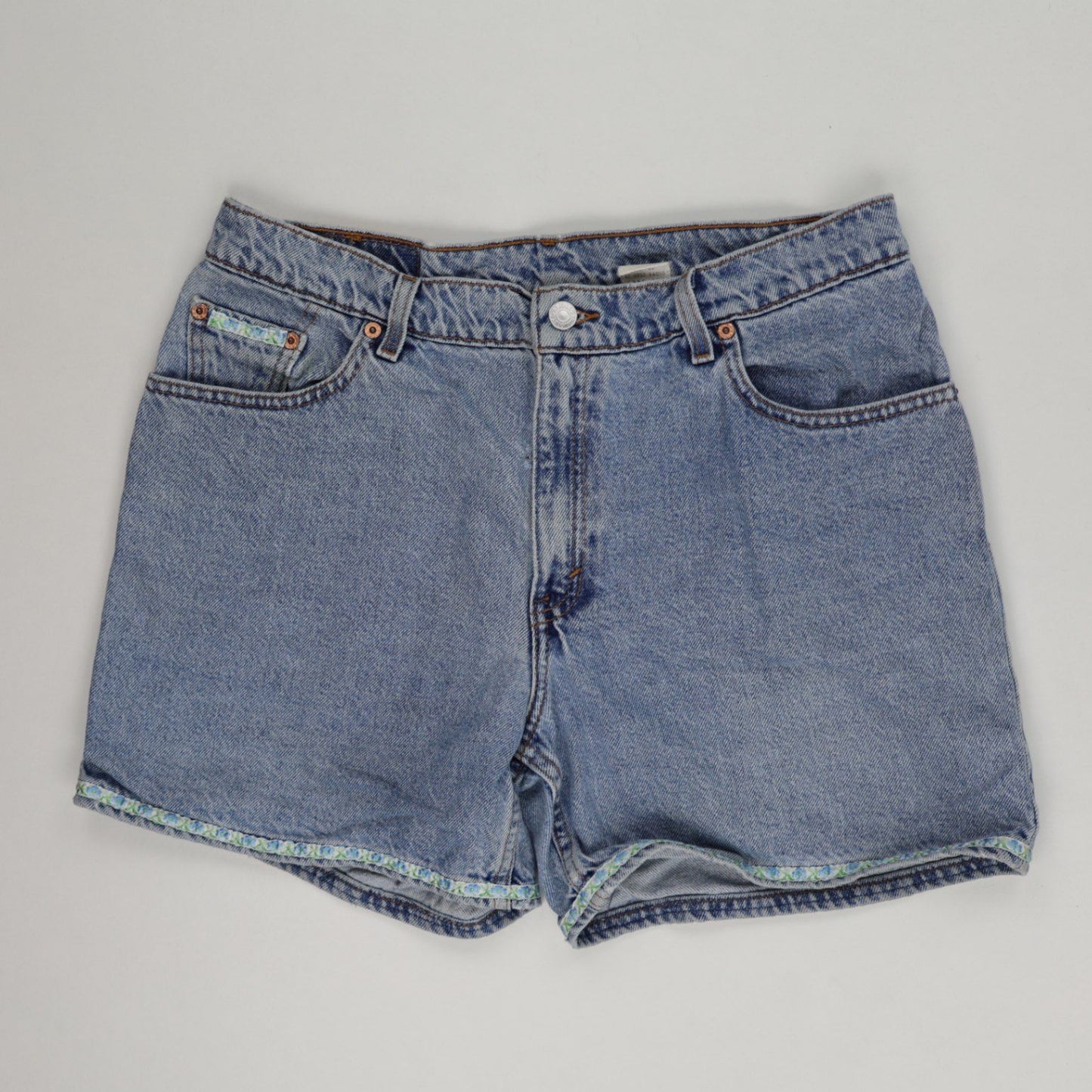 Levi's Vintage High Waisted Denim Shorts Light Blue W34 Cotton Denim Floral Trim