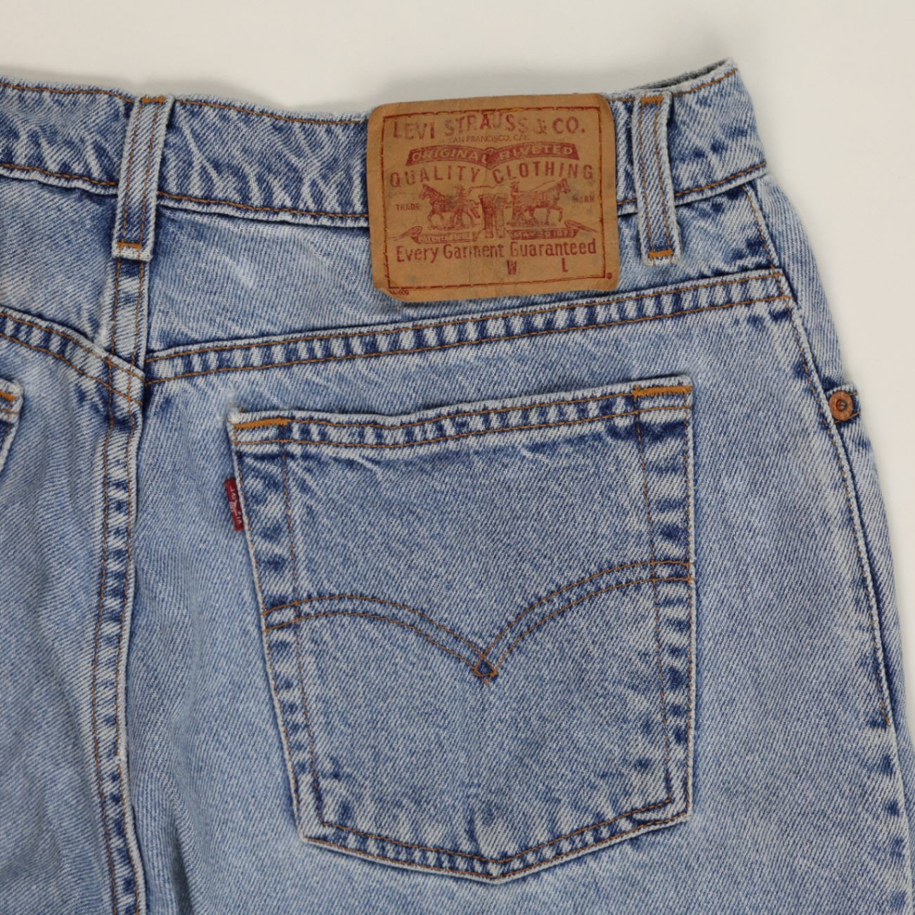 Levi's Vintage High Waisted Denim Shorts Light Blue W34 Cotton Denim Floral Trim