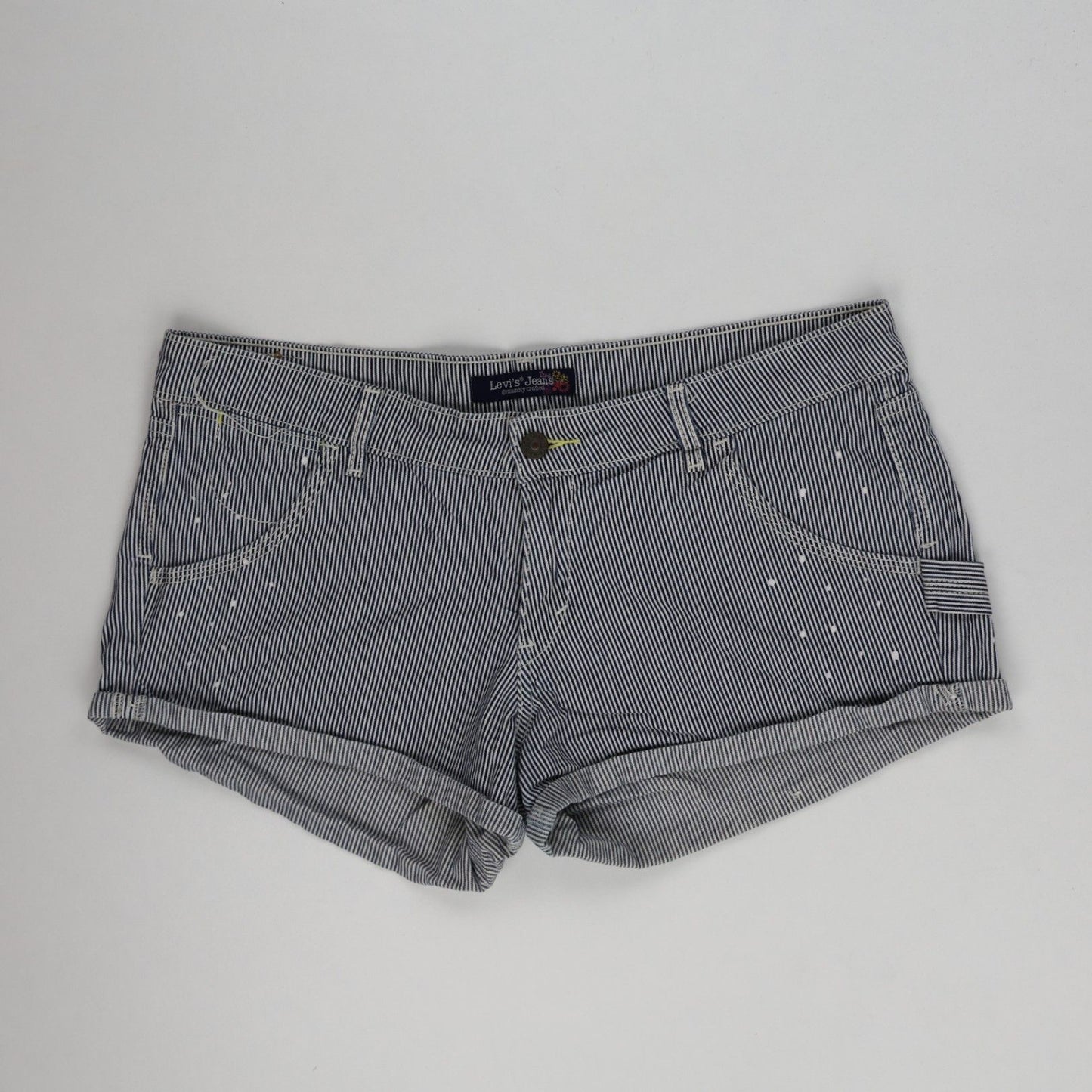 Levi's Women's Blue Cotton Jean Shorts Size 13 7 Inch Inseam