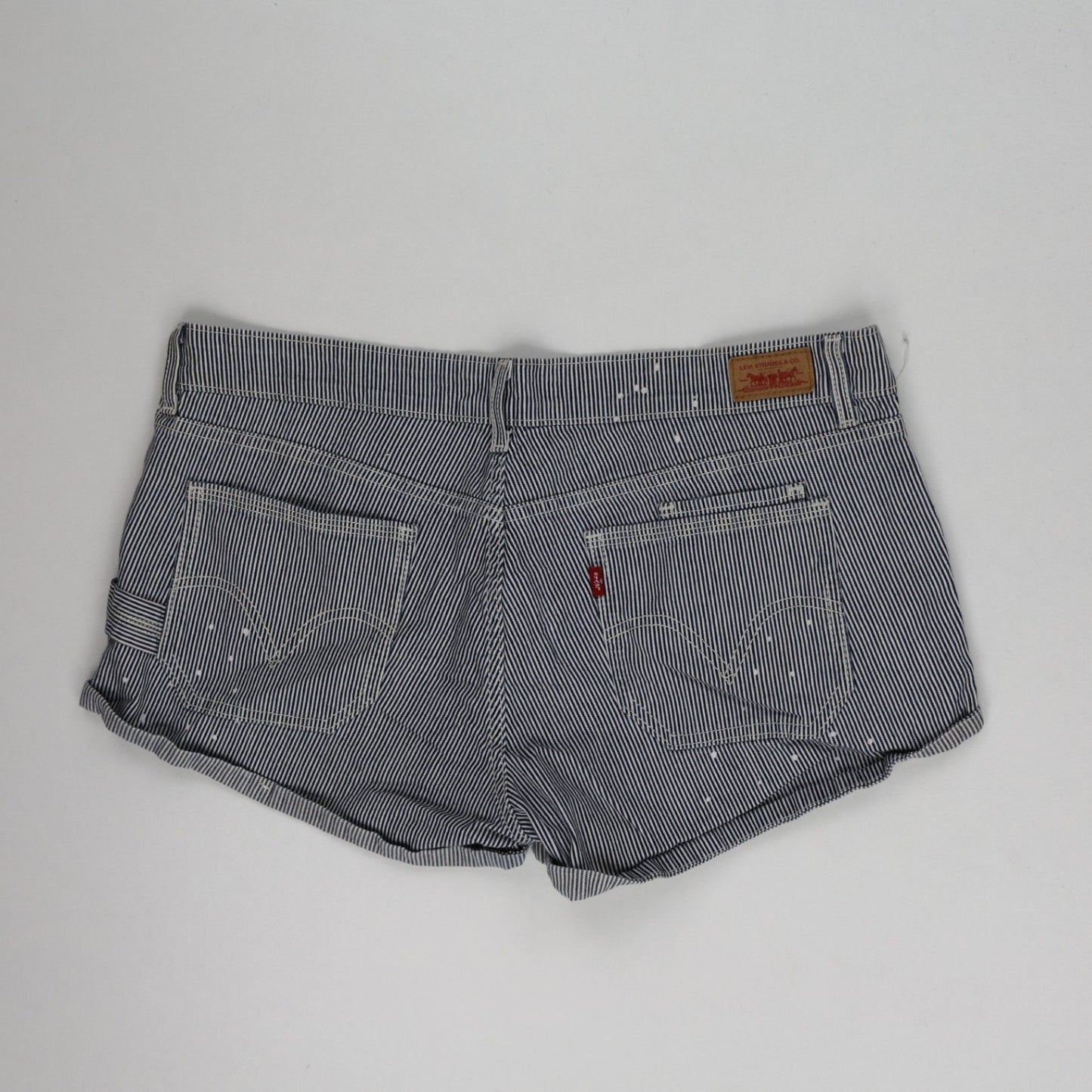 Levi's Women's Blue Cotton Jean Shorts Size 13 7 Inch Inseam