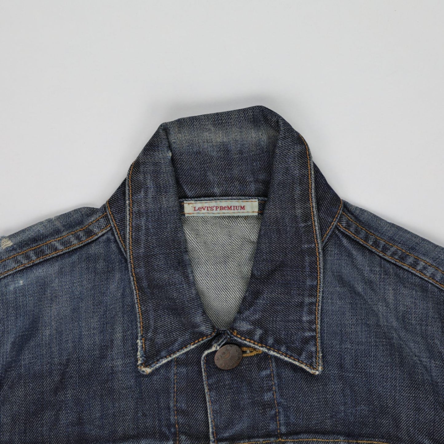 New Levi's Dark Wash Denim Trucker Jacket Size S Collared Men's